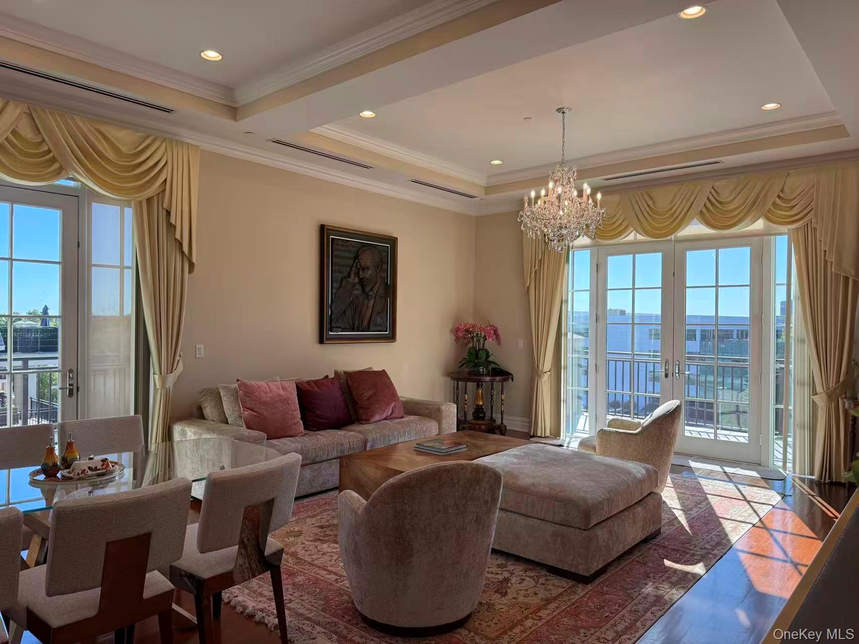 6000 Royal Court # 6303, North Hills, NY 11040