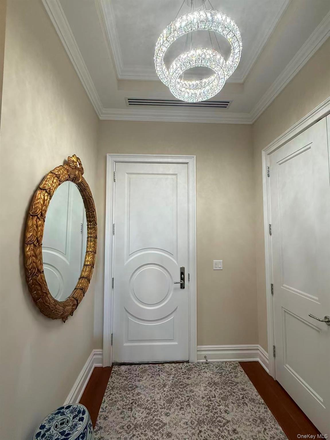 6000 Royal Court # 6303, North Hills, NY 11040