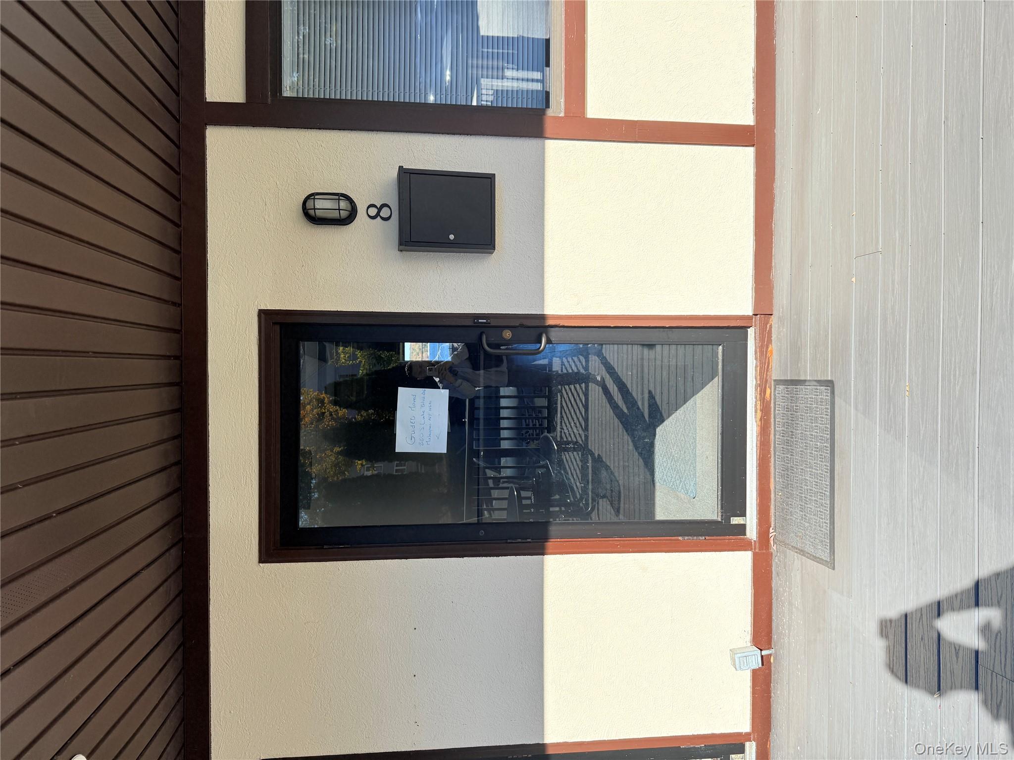 900 S Lake Boulevard # 8, Mahopac, NY 10541