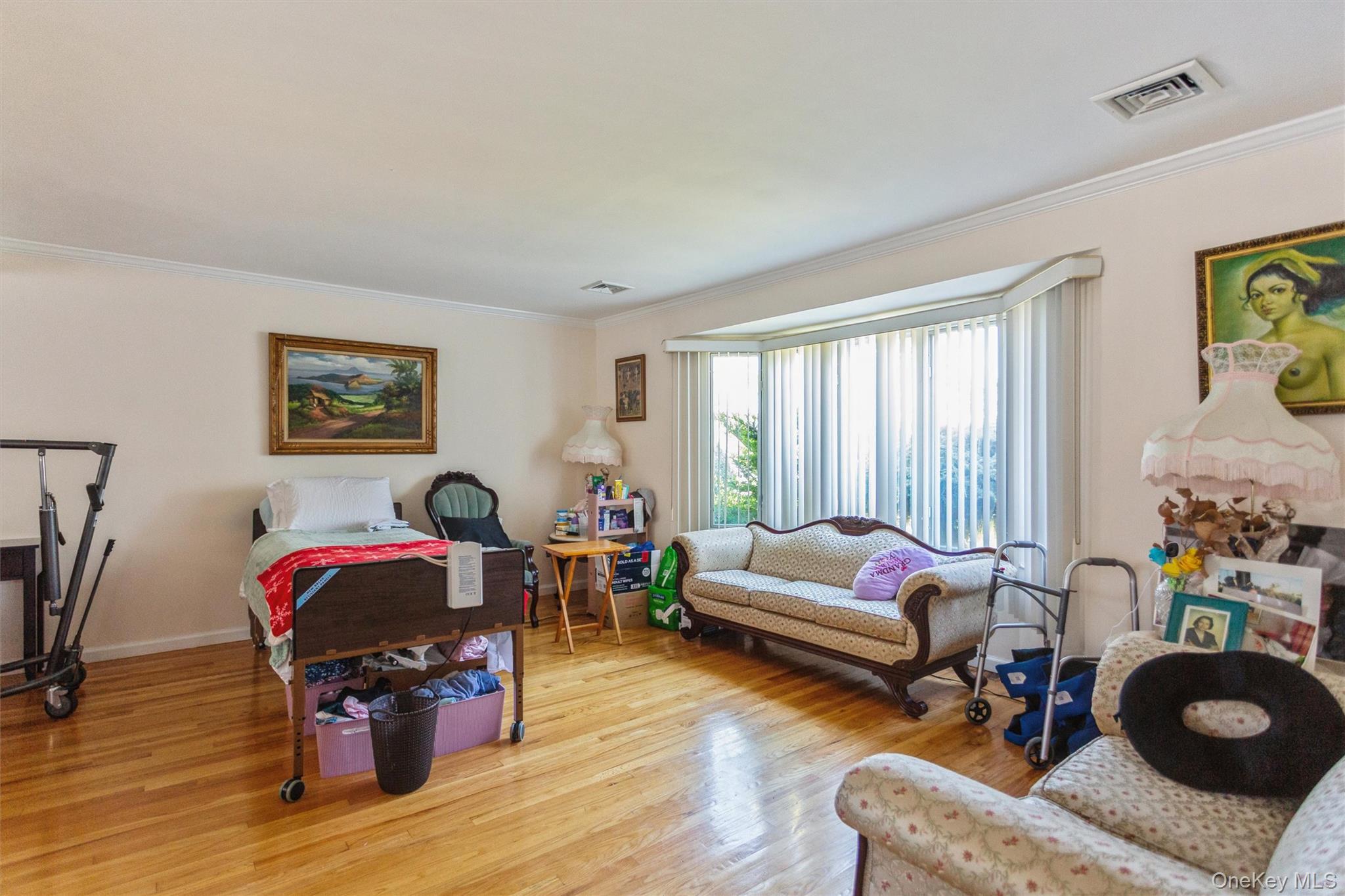 23 Glen Road, Jericho, NY 11590