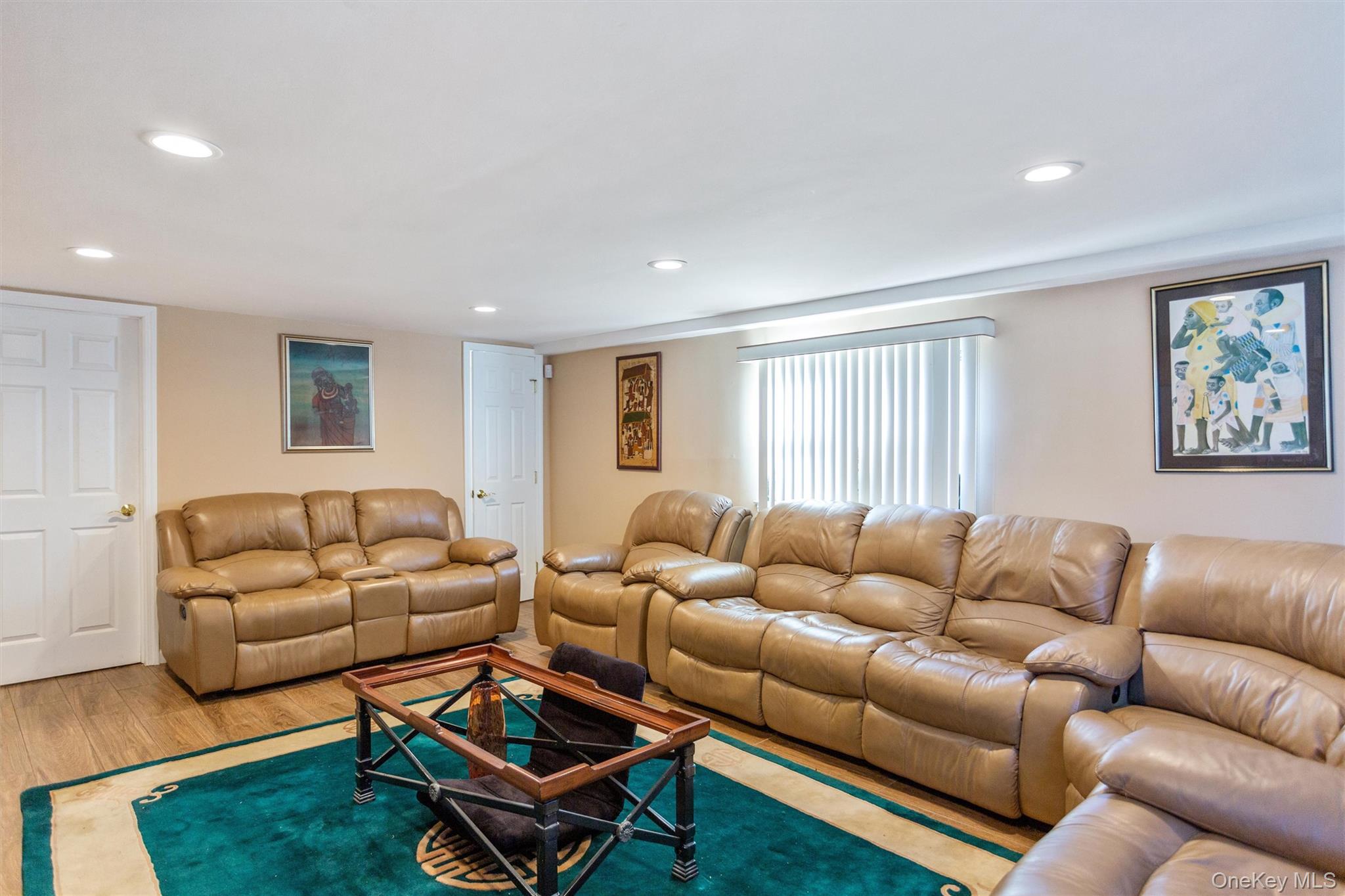 23 Glen Road, Jericho, NY 11590