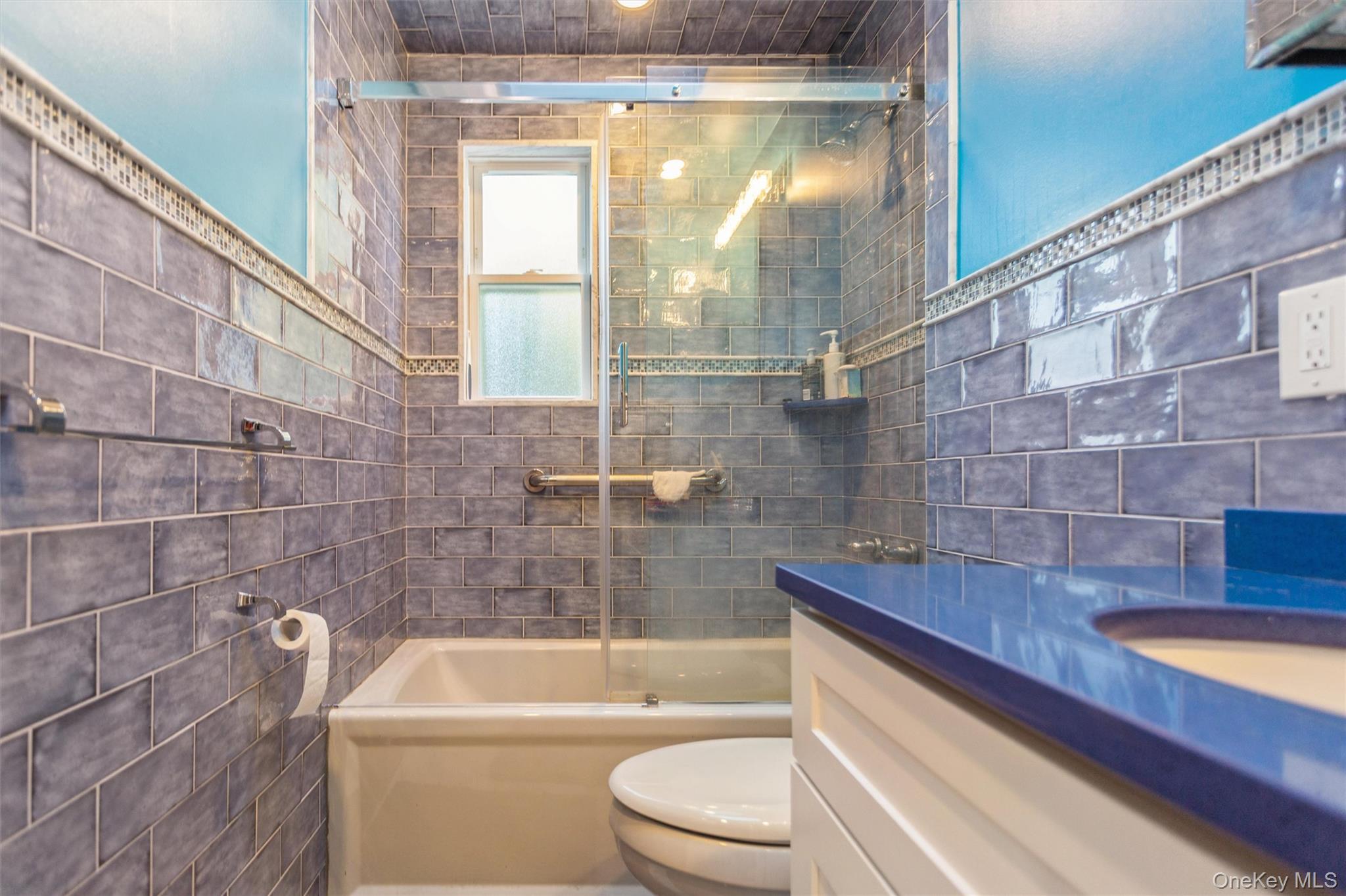 23 Glen Road, Jericho, NY 11590