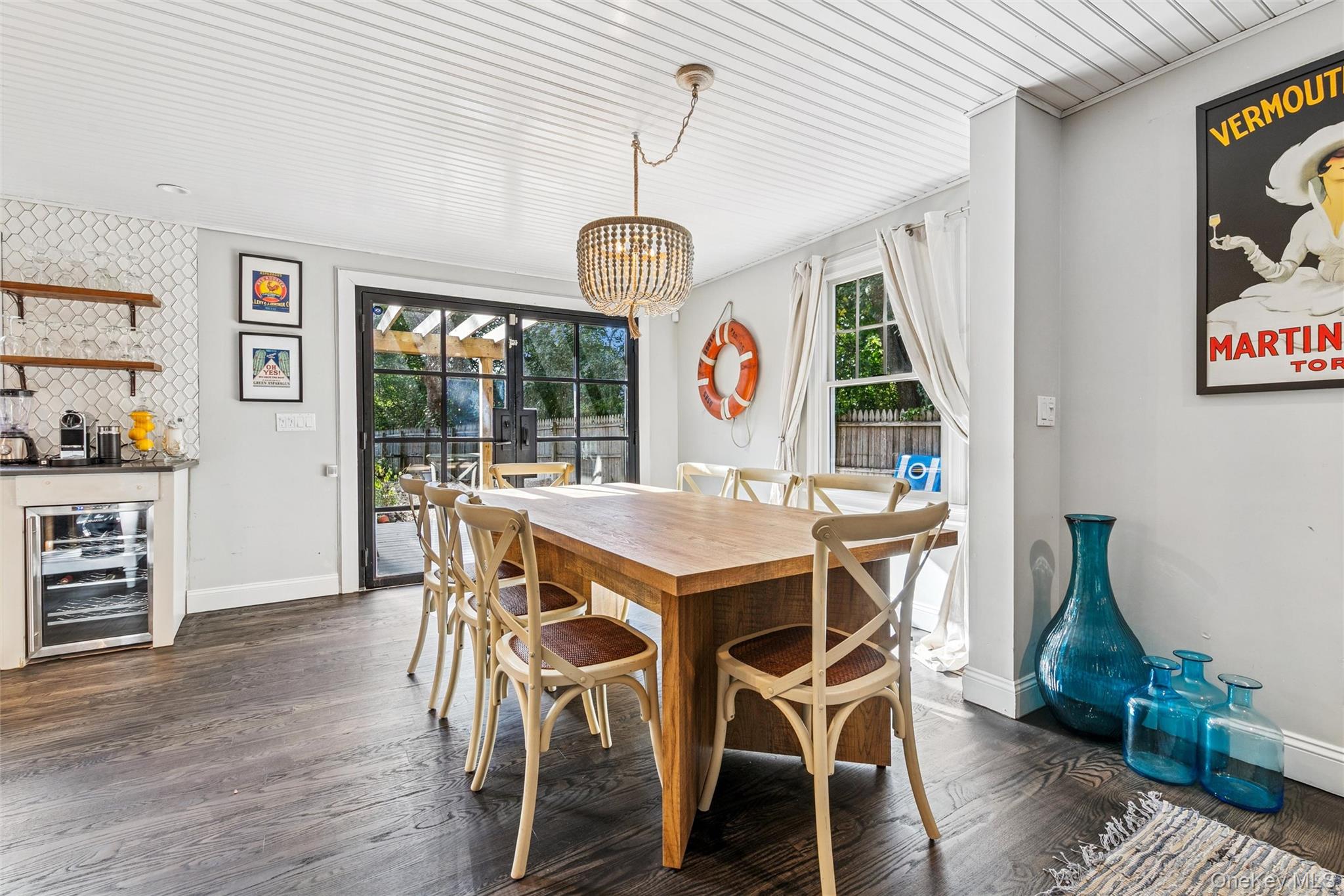 212 LUMBER LN, Bridgehampton, NY 11932