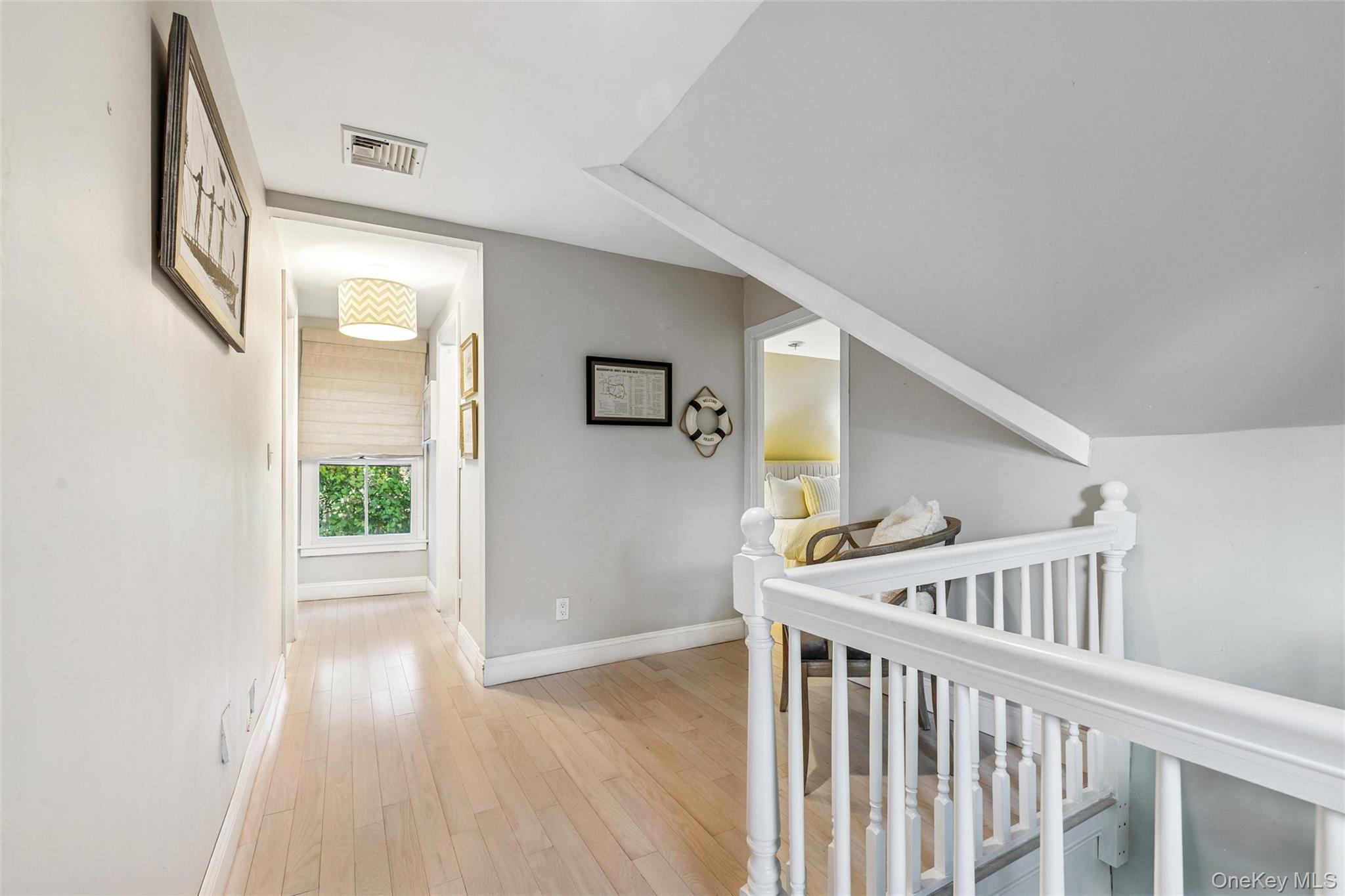 212 LUMBER LN, Bridgehampton, NY 11932