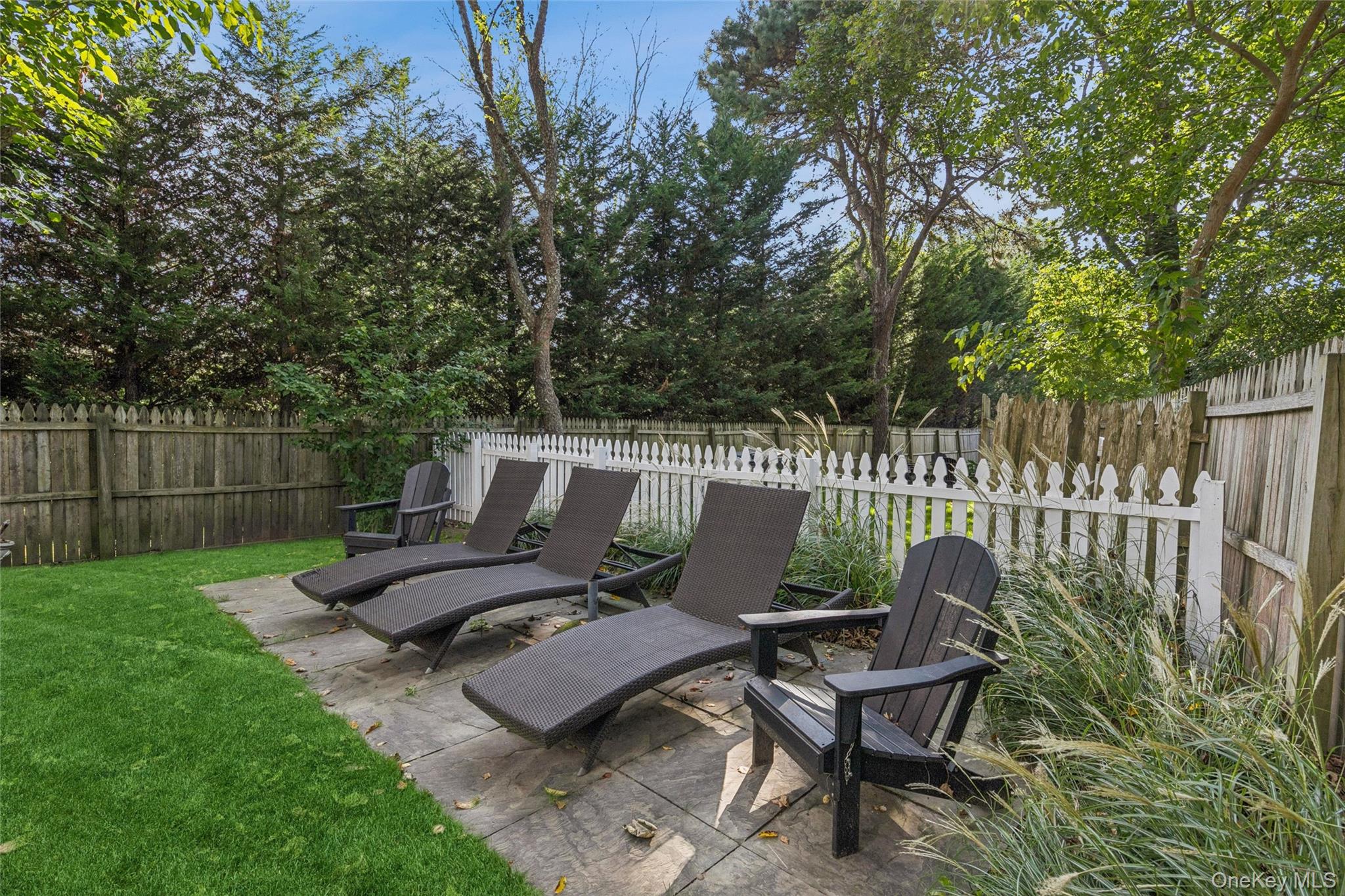 212 LUMBER LN, Bridgehampton, NY 11932