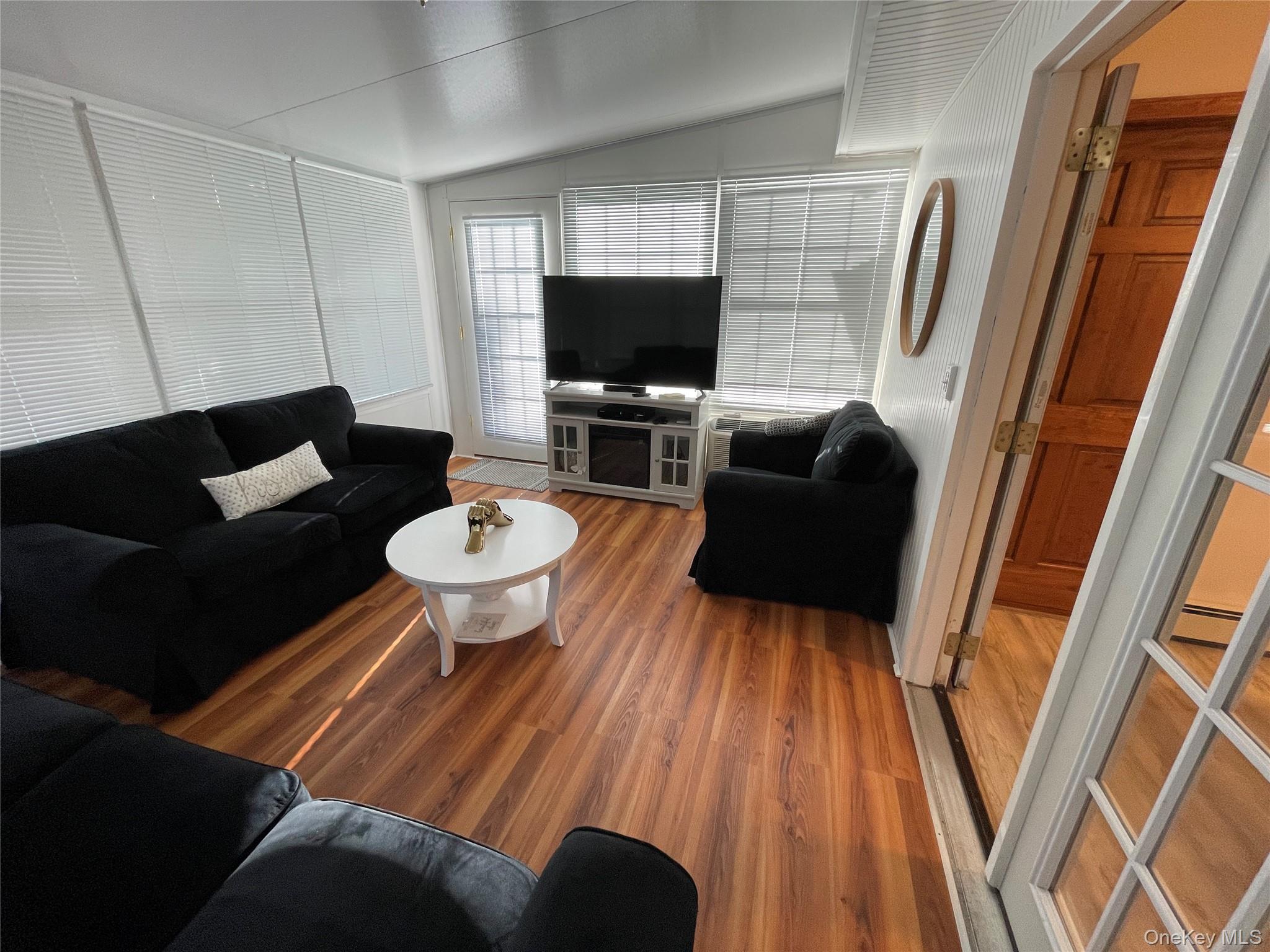 1321 7th Street, West Babylon, NY 11704