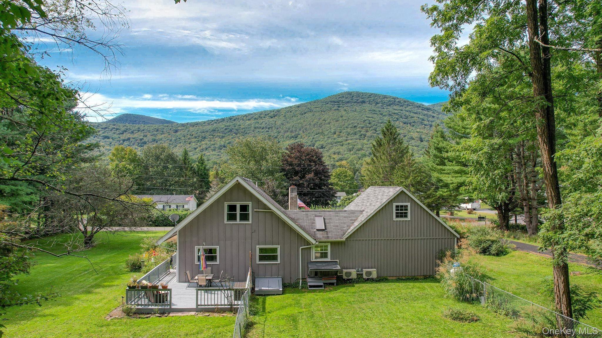 20 Beechford Drive, Boiceville, NY 12412