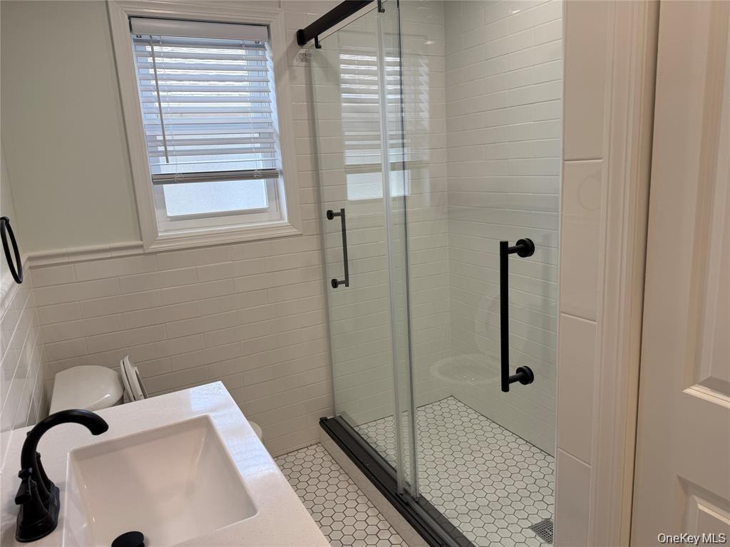 513 E Broadway, Long Beach, NY 11561