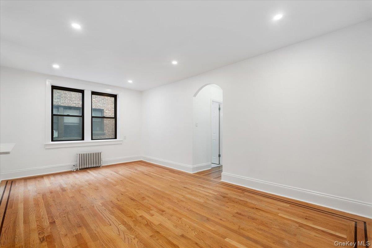 30 Windsor Terrace # 4J, White Plains, NY 10601