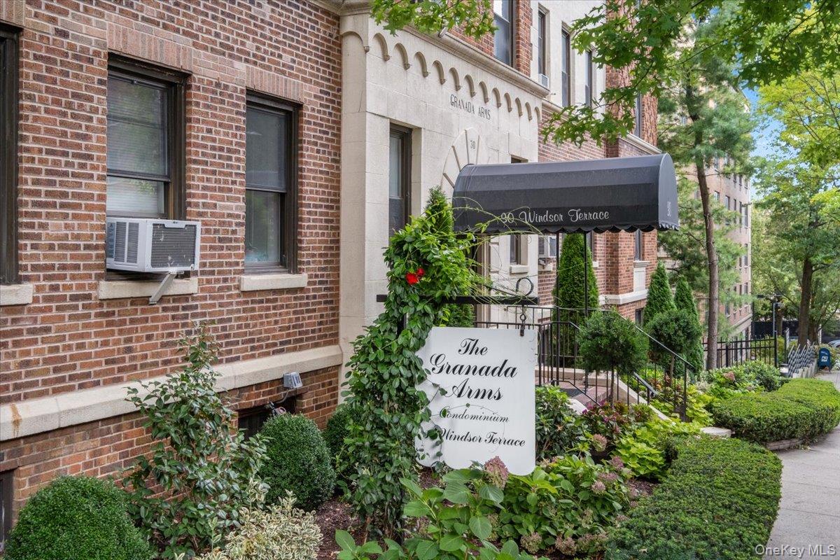 30 Windsor Terrace # 4J, White Plains, NY 10601