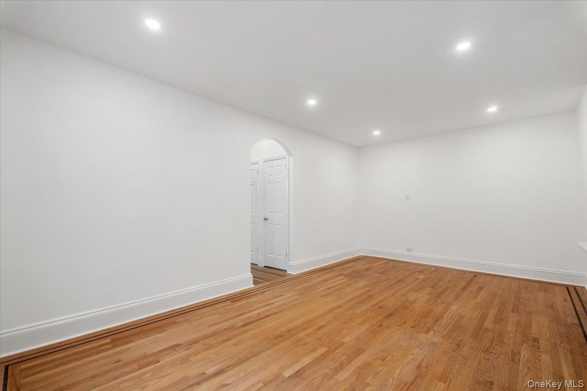 30 Windsor Terrace # 4J, White Plains, NY 10601