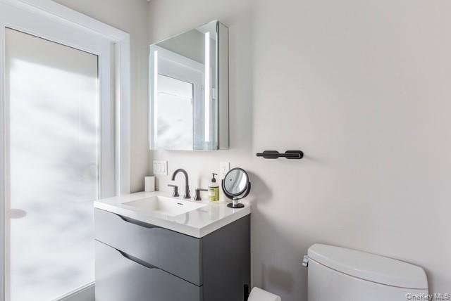 294 Wilmot Road, Ocean Beach, NY 11770