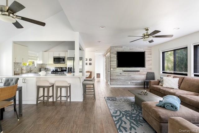 294 Wilmot Road, Ocean Beach, NY 11770