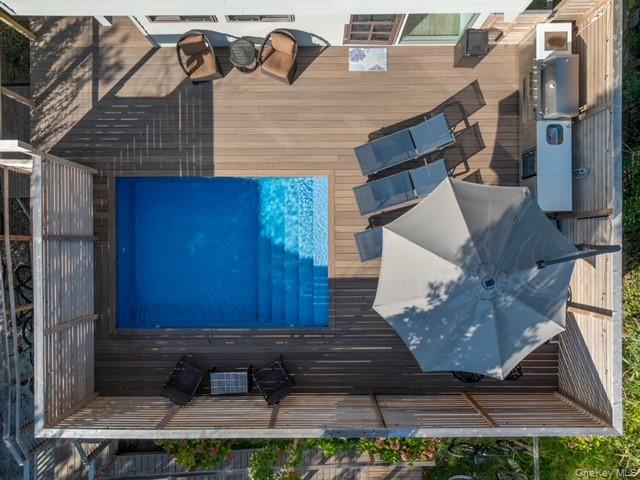 294 Wilmot Road, Ocean Beach, NY 11770