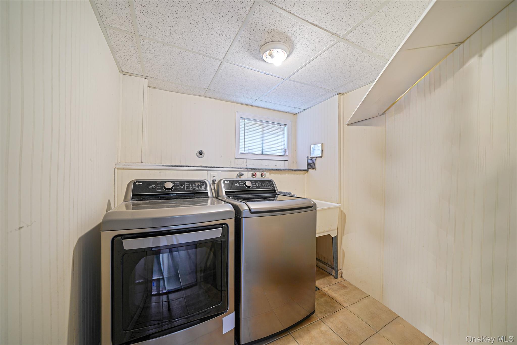 7 Pomper Drive, East Northport, NY 11731