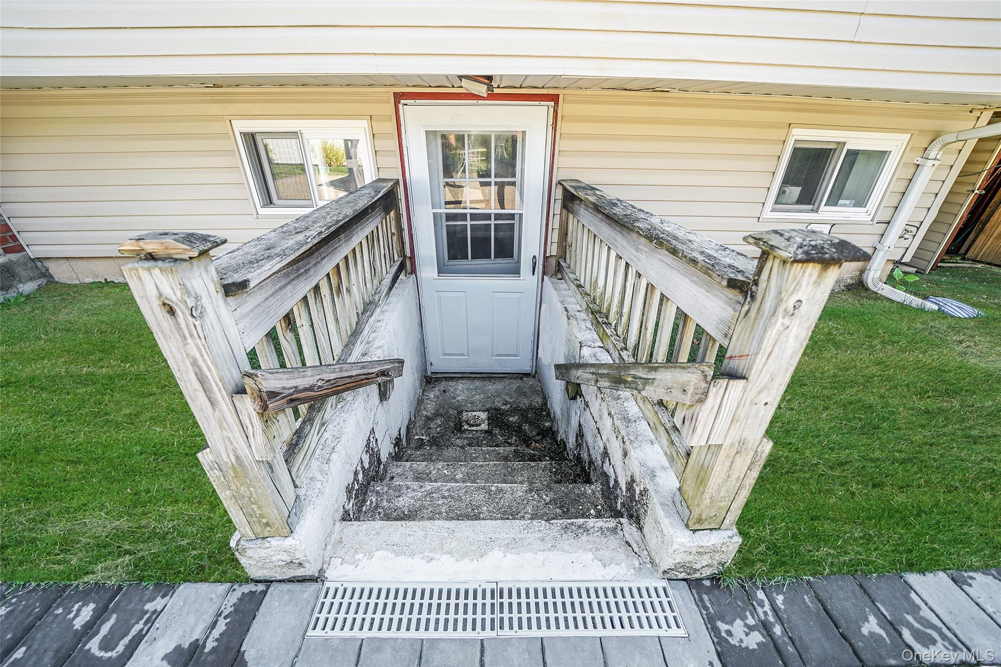 7 Pomper Drive, East Northport, NY 11731