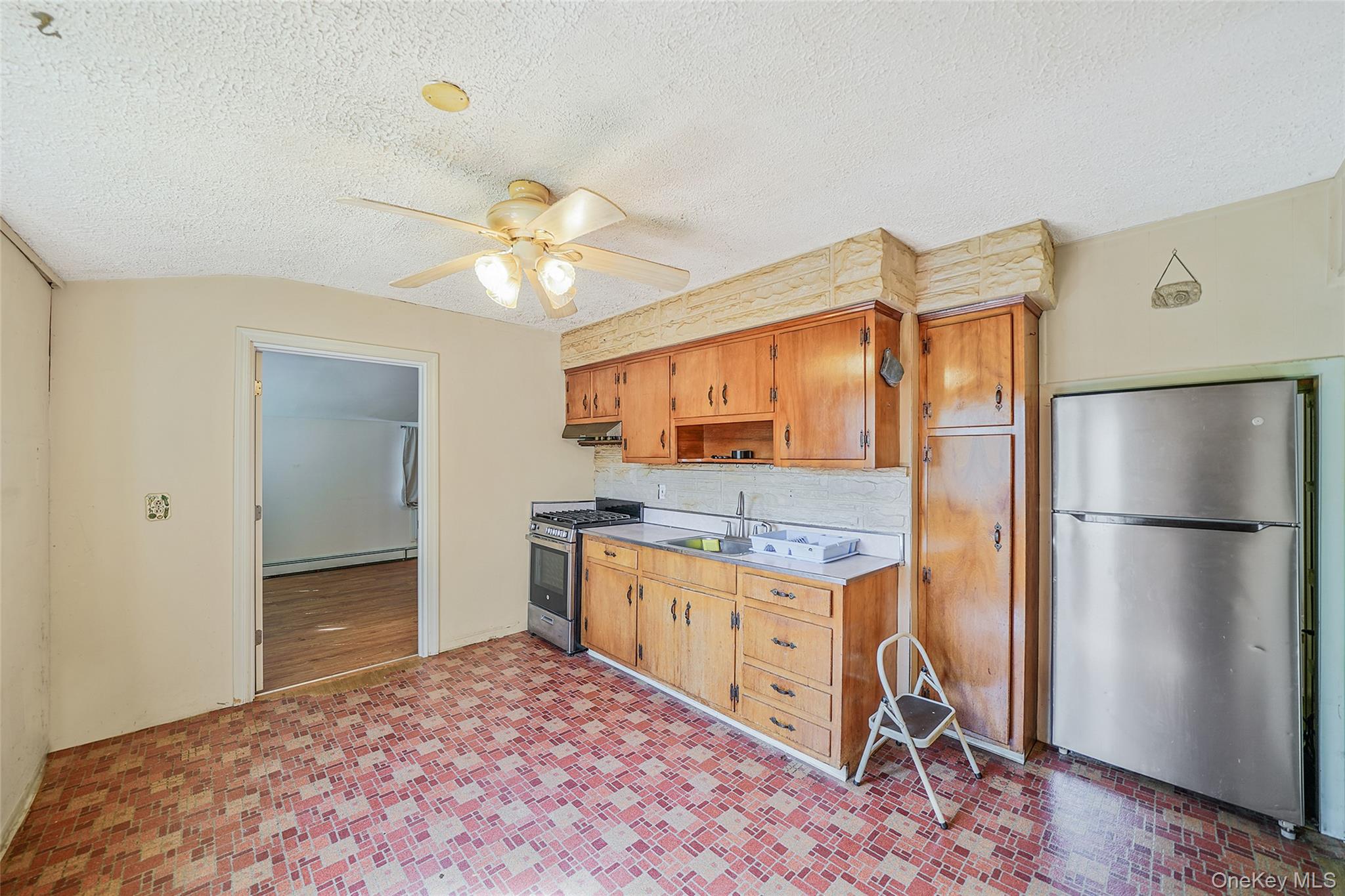 7 Pomper Drive, East Northport, NY 11731