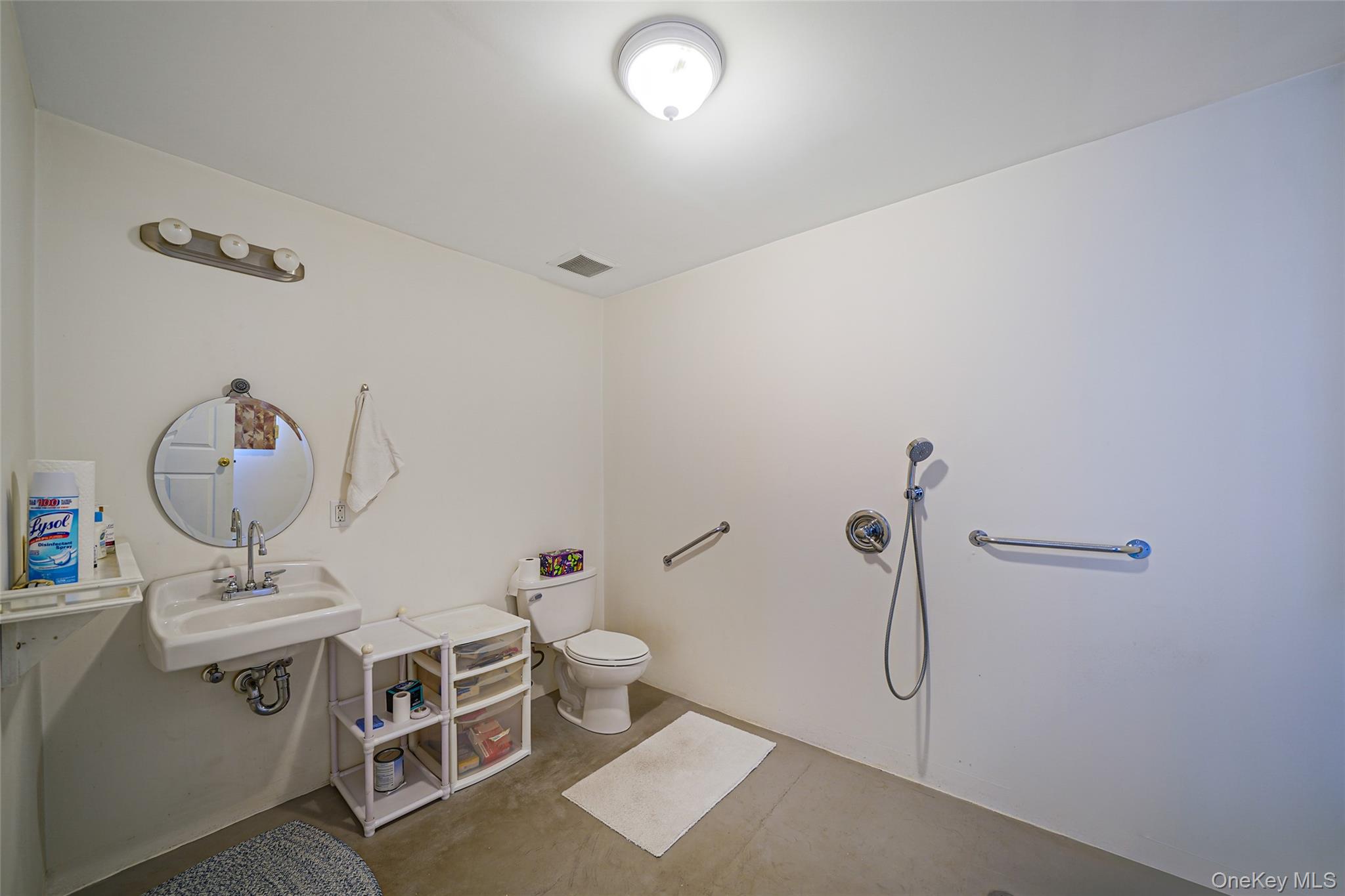 7 Pomper Drive, East Northport, NY 11731