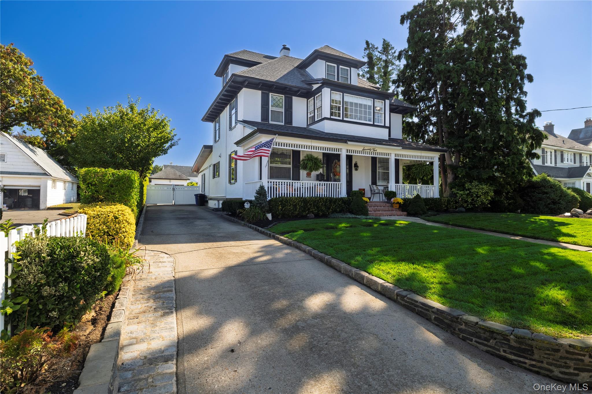 75 Hendrickson Avenue, Rockville Centre, NY 11570