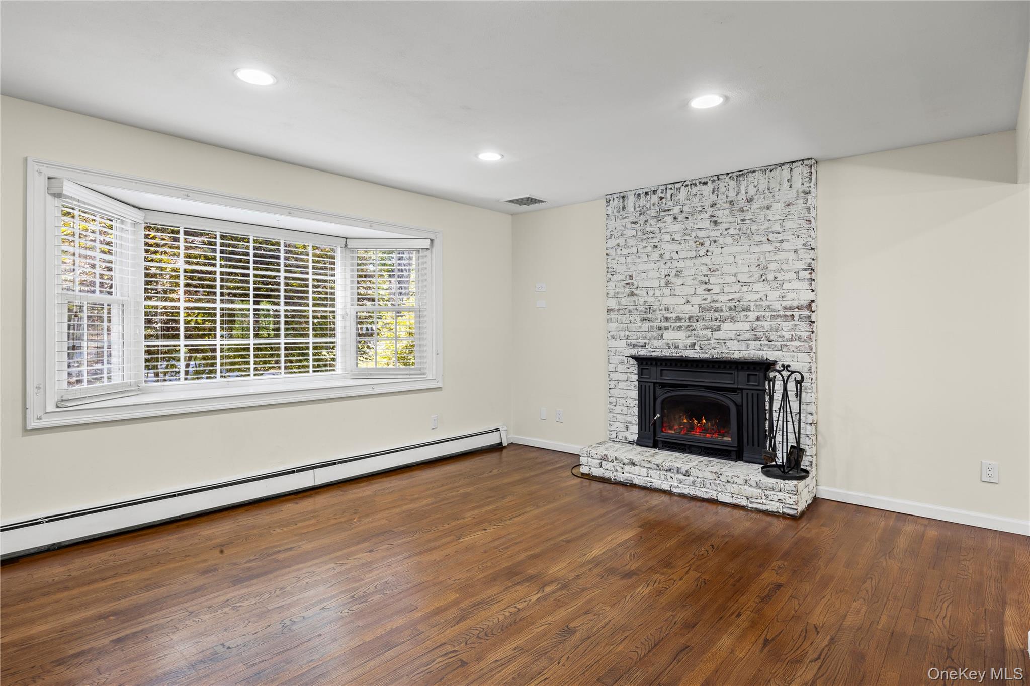 15 Oakwood Avenue, Miller Place, NY 11764