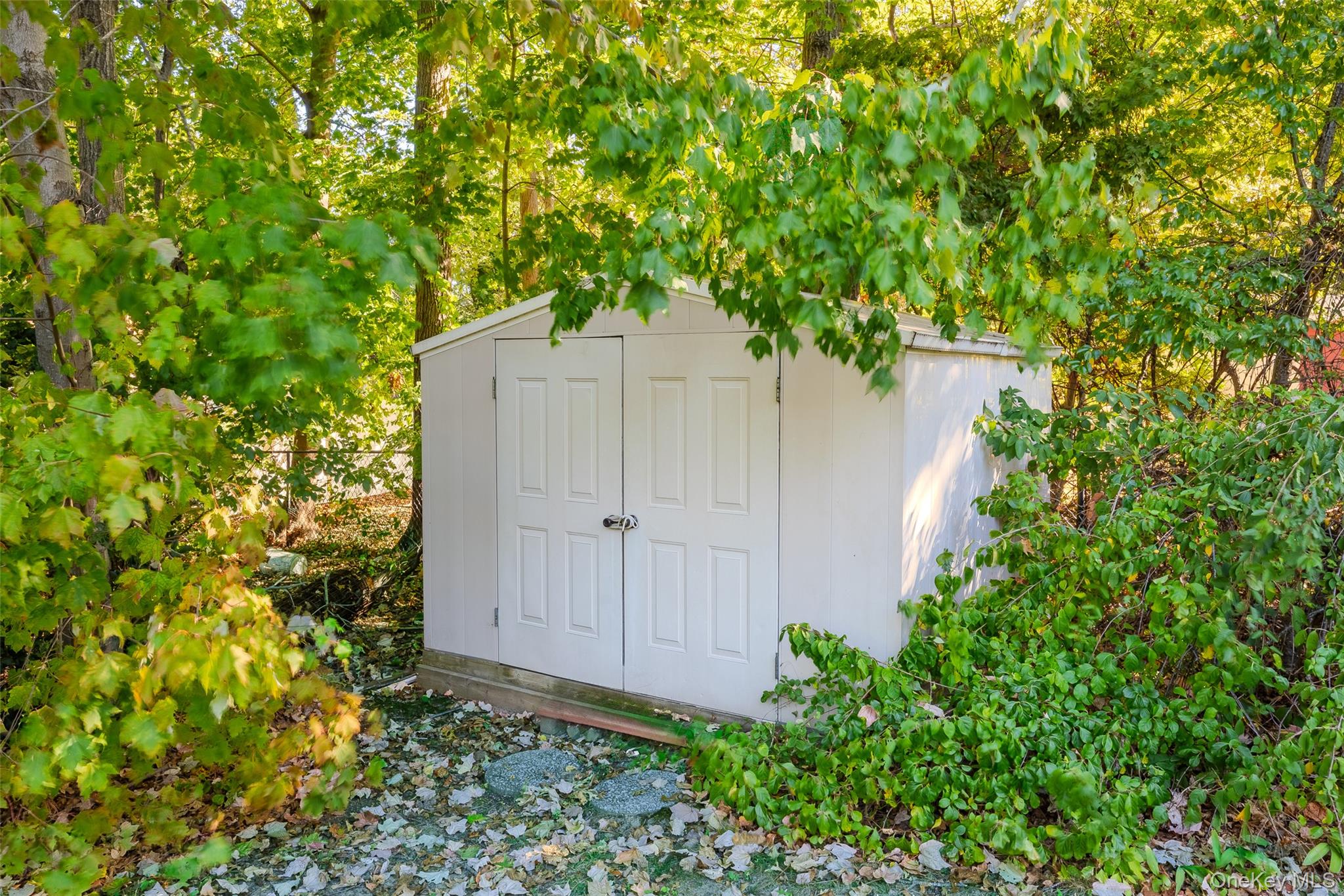 15 Oakwood Avenue, Miller Place, NY 11764