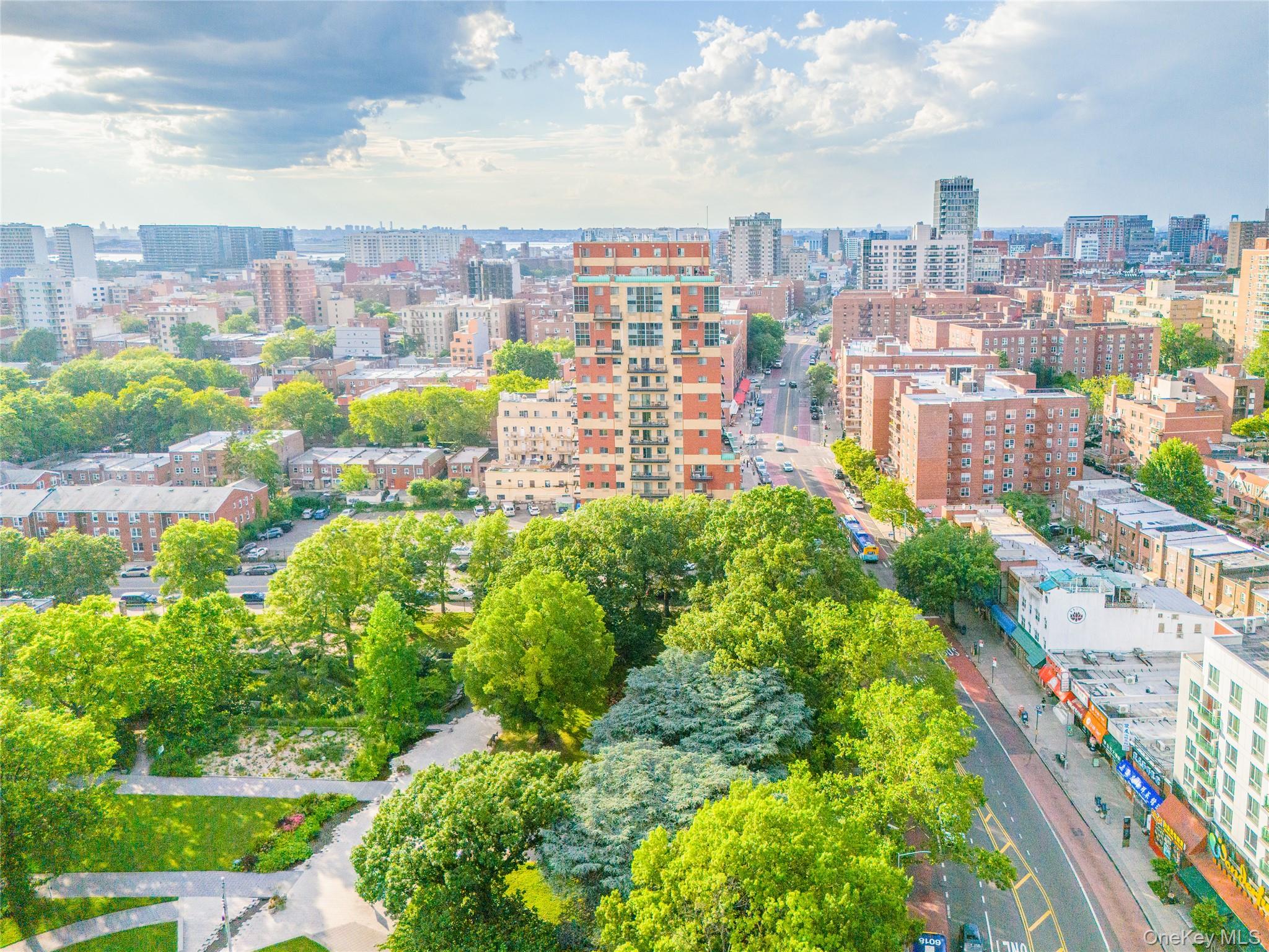 4318 Main Street # 12A, Flushing, NY 11355