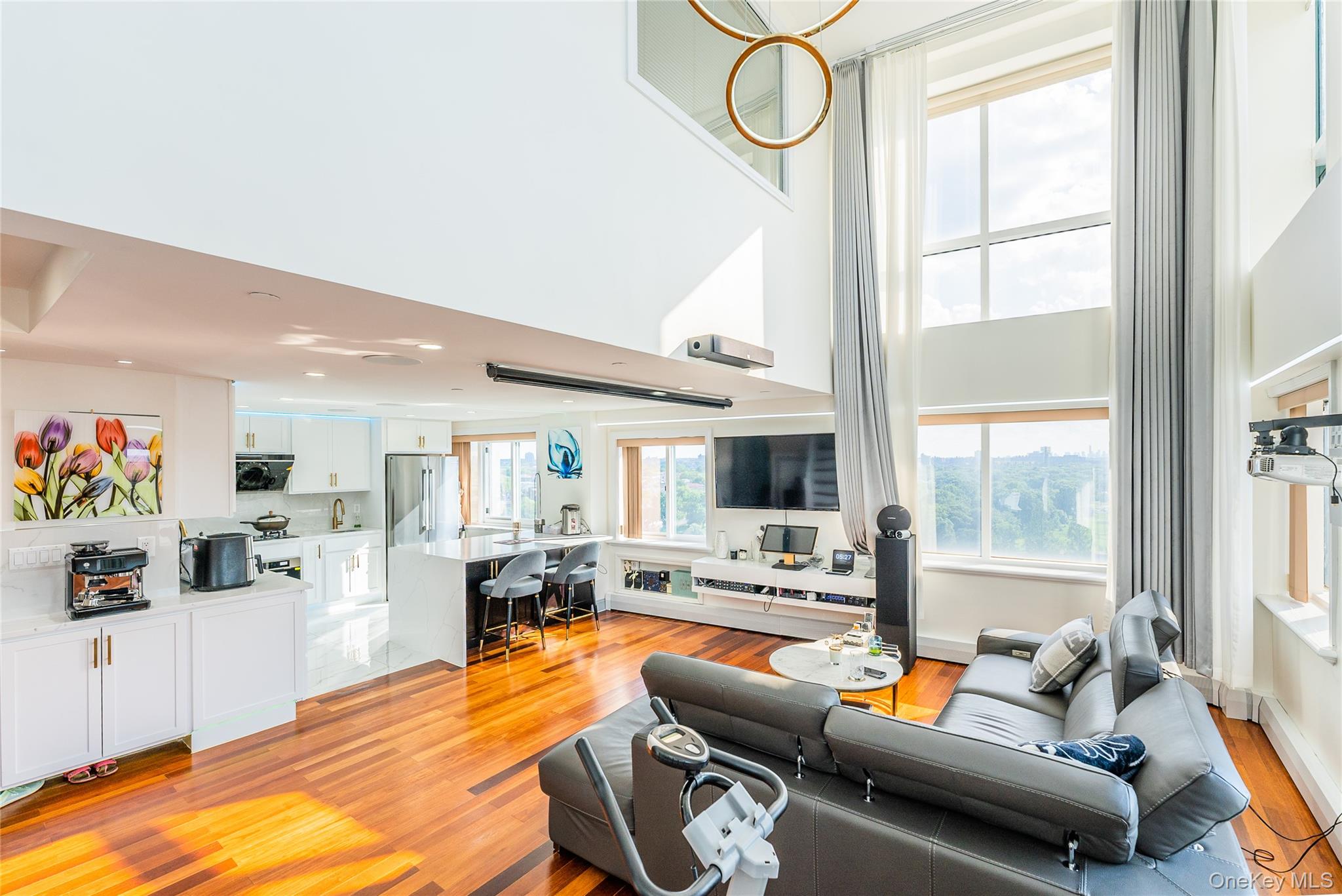 4318 Main Street # 12A, Flushing, NY 11355