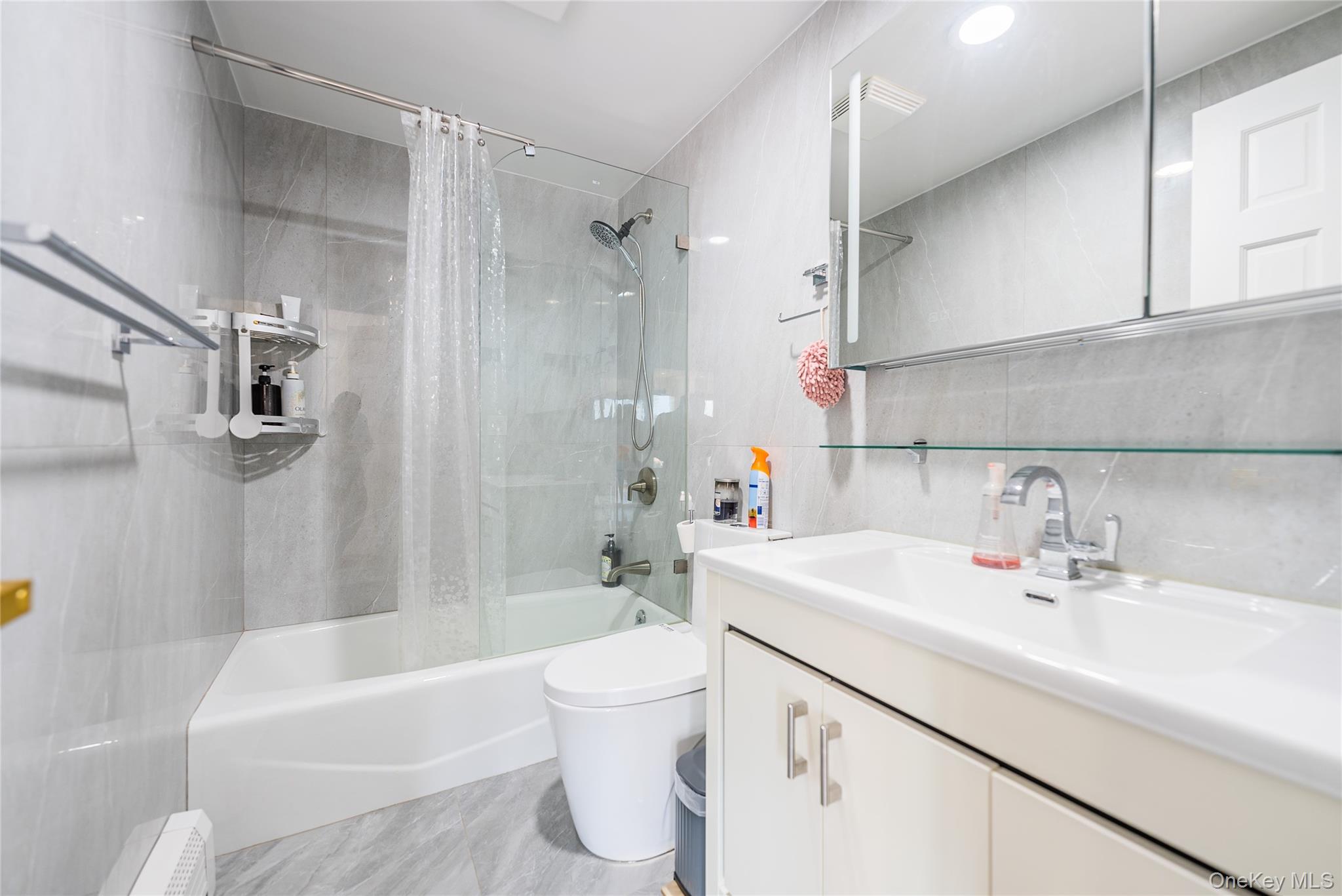 4318 Main Street # 12A, Flushing, NY 11355