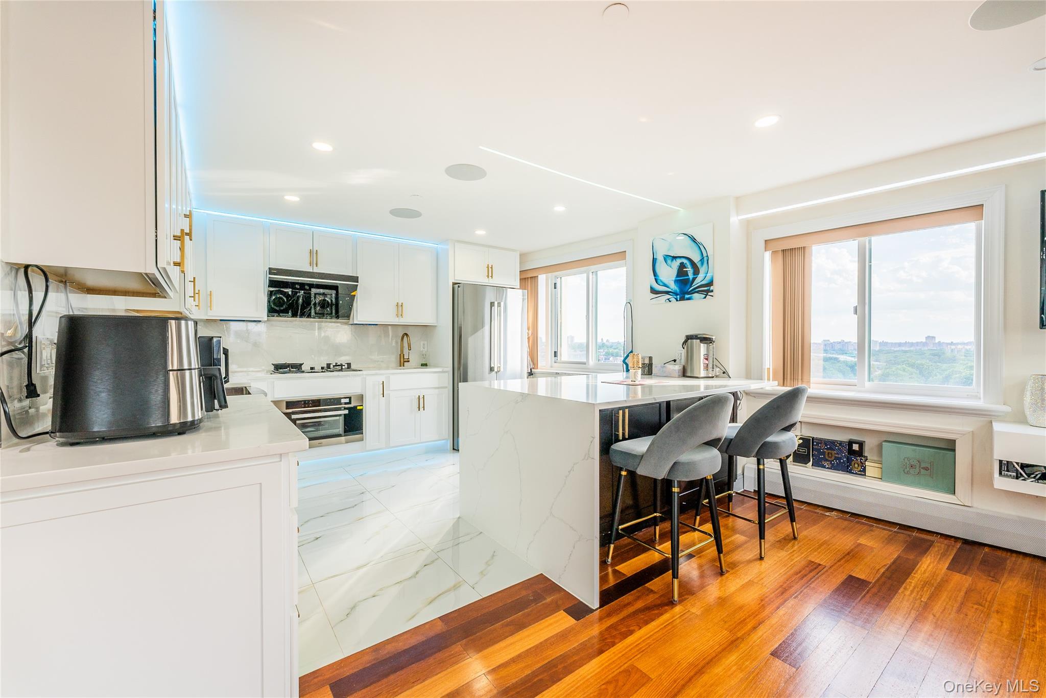 4318 Main Street # 12A, Flushing, NY 11355