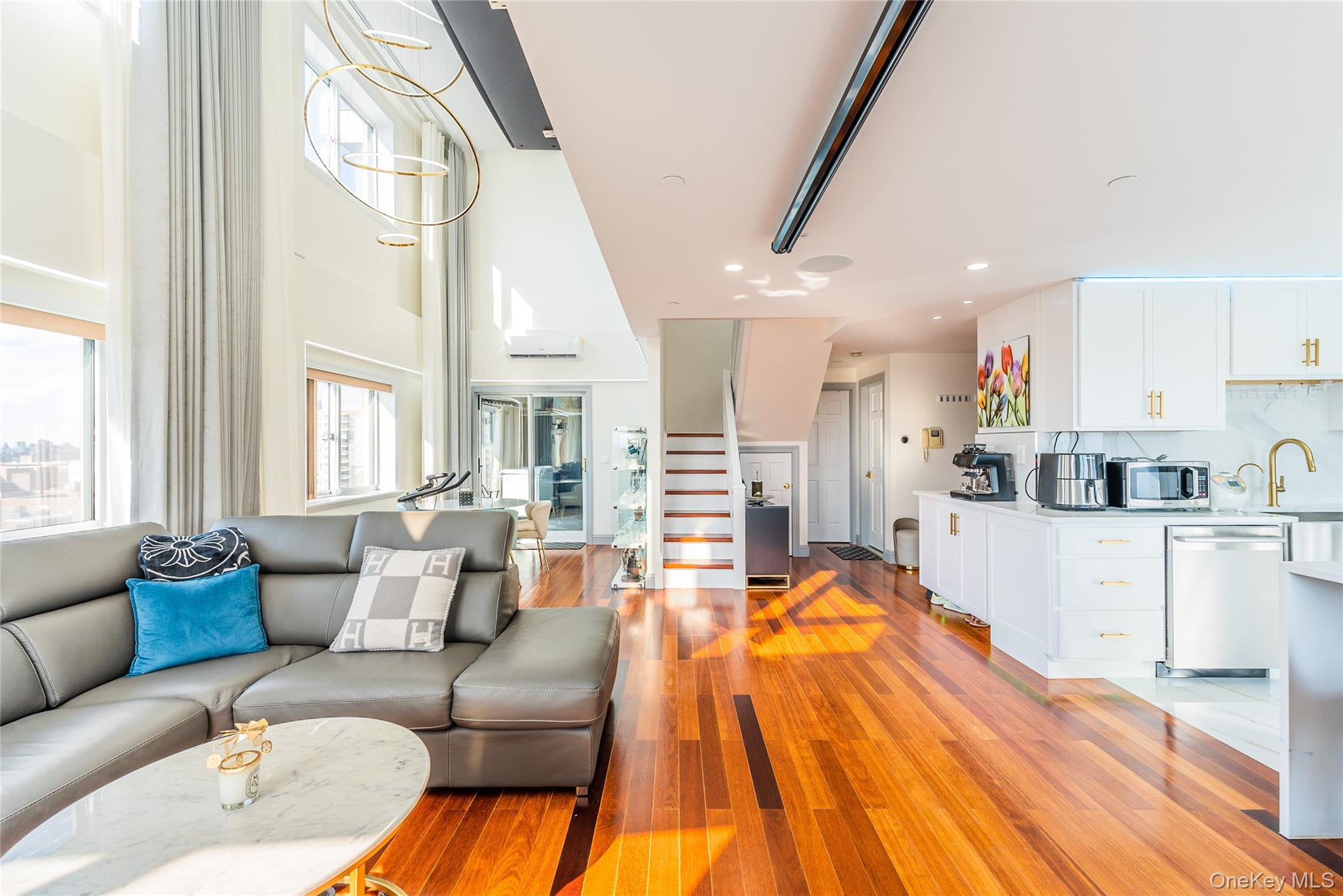 4318 Main Street # 12A, Flushing, NY 11355