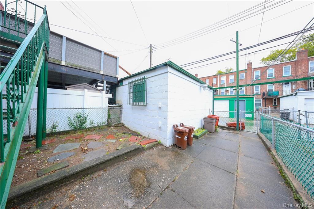 1988 E 29th Street, Brooklyn, NY 11229