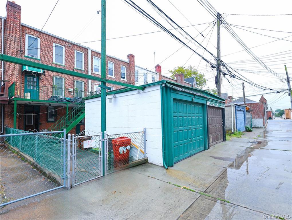 1988 E 29th Street, Brooklyn, NY 11229