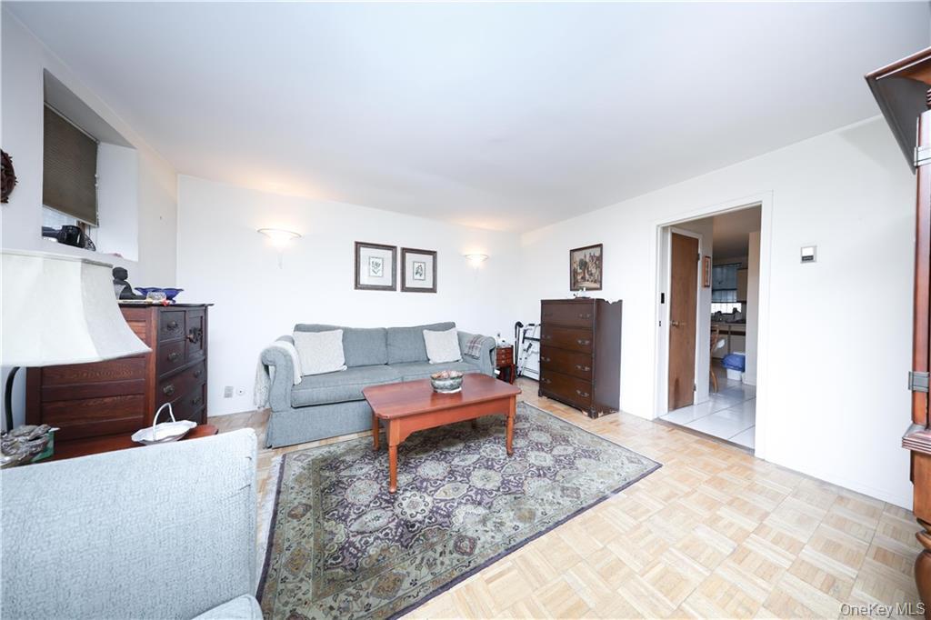1988 E 29th Street, Brooklyn, NY 11229