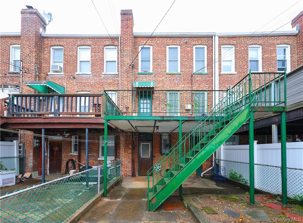 1988 E 29th Street, Brooklyn, NY 11229