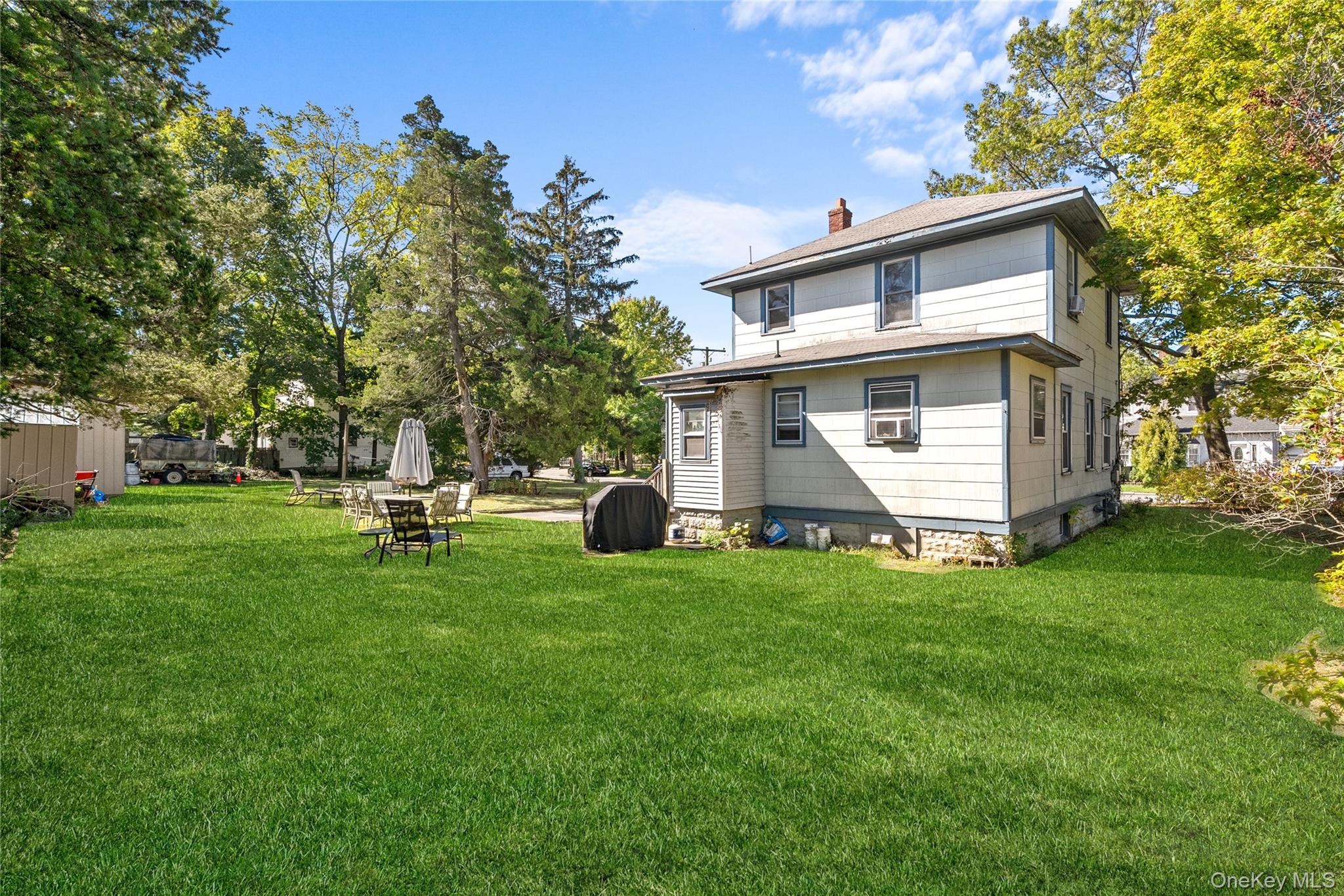 29 Lake Street, Amityville, NY 11701