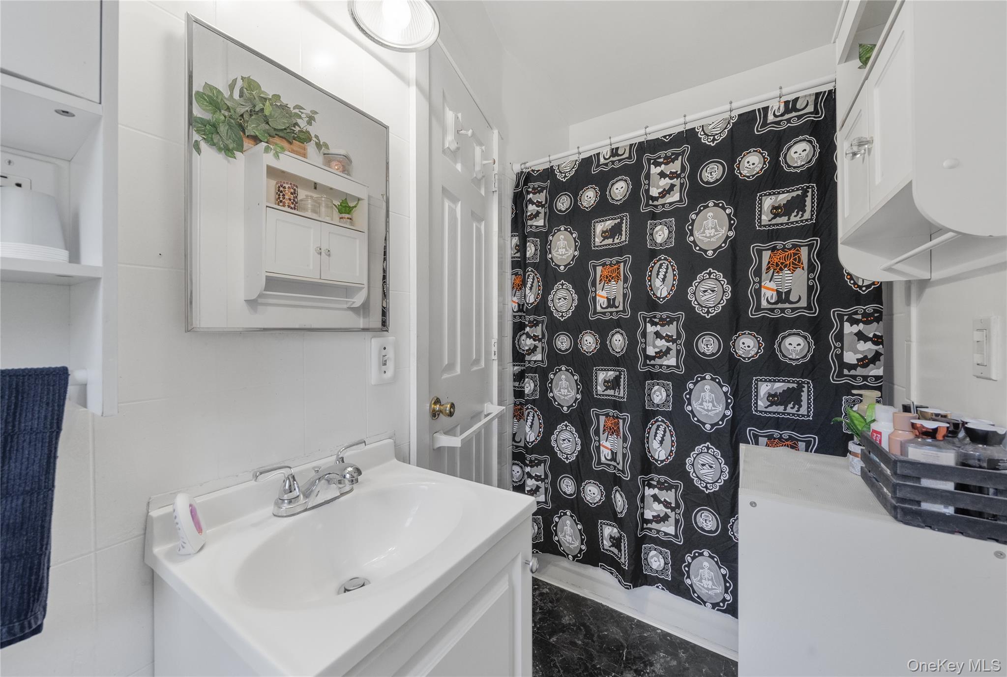 29 Lake Street, Amityville, NY 11701