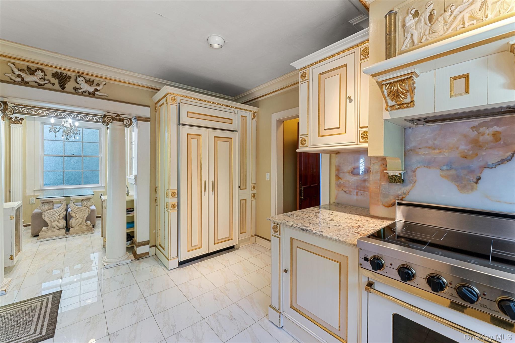 12 Hewitt Avenue, Bronxville, NY 10708