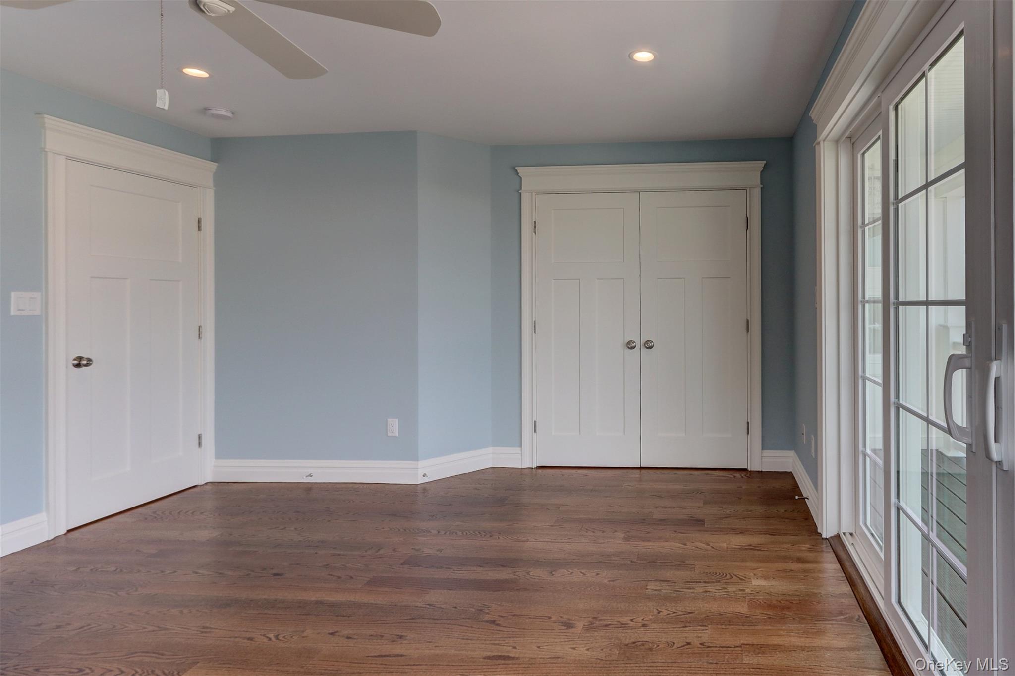 538 W Walnut Street, Long Beach, NY 11561