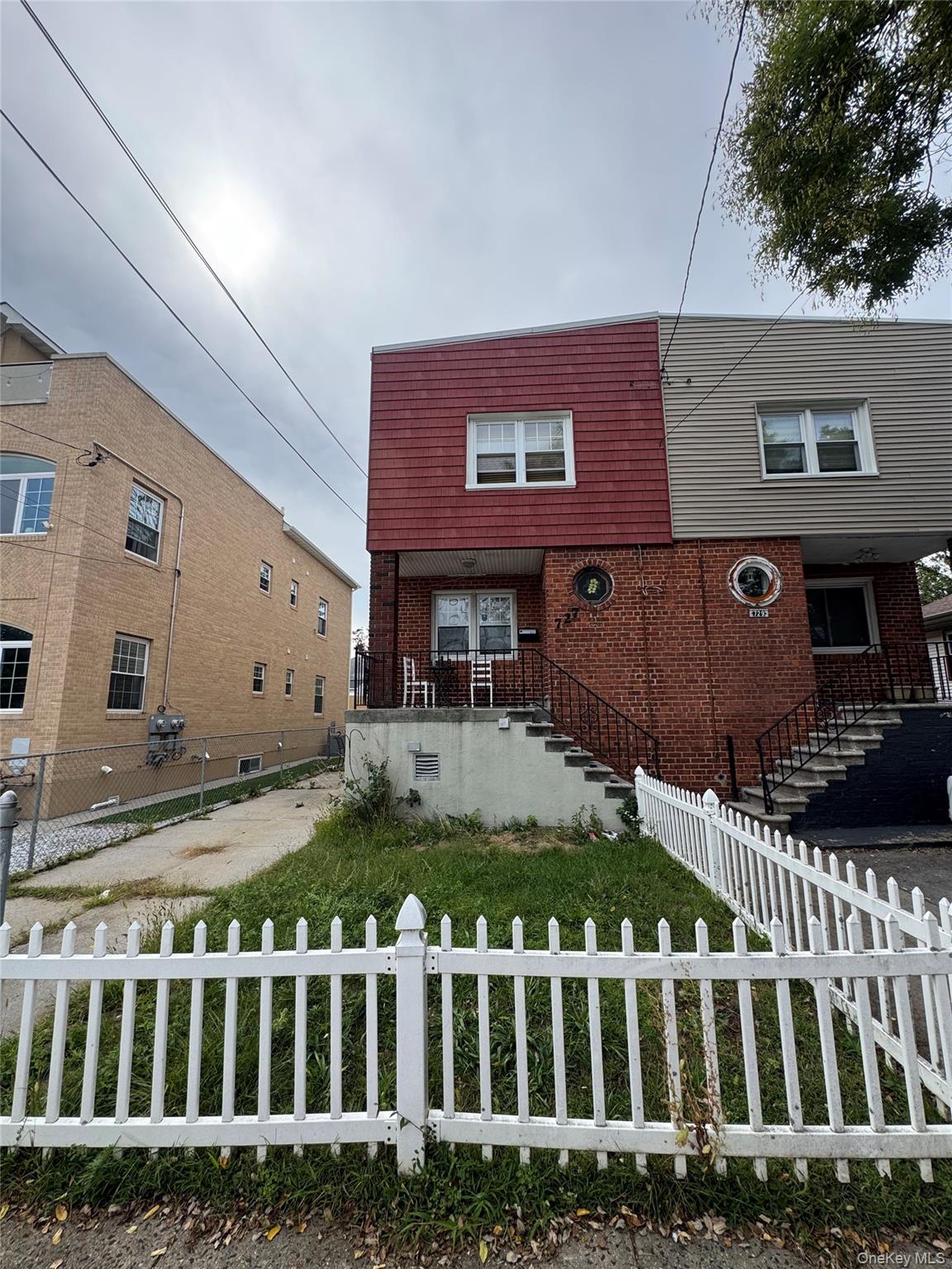 727 Clarence Avenue, Bronx, NY 10465