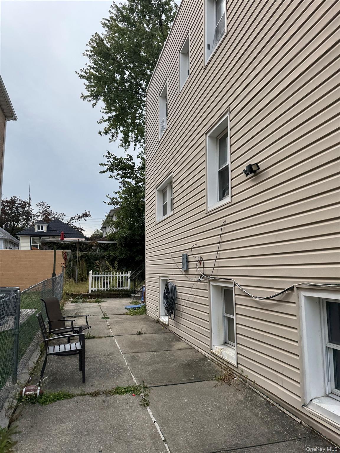 727 Clarence Avenue, Bronx, NY 10465