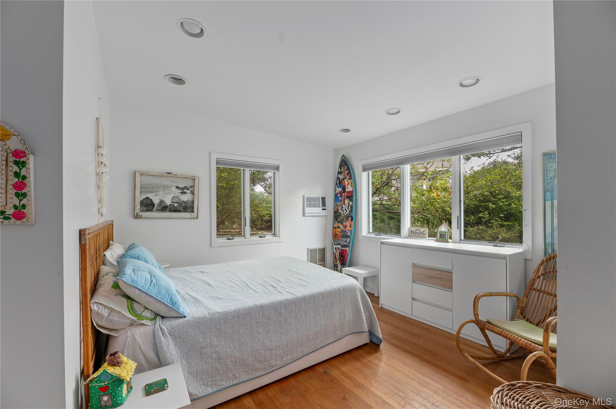 25 Atlantic Avenue, Seaview, NY 11770