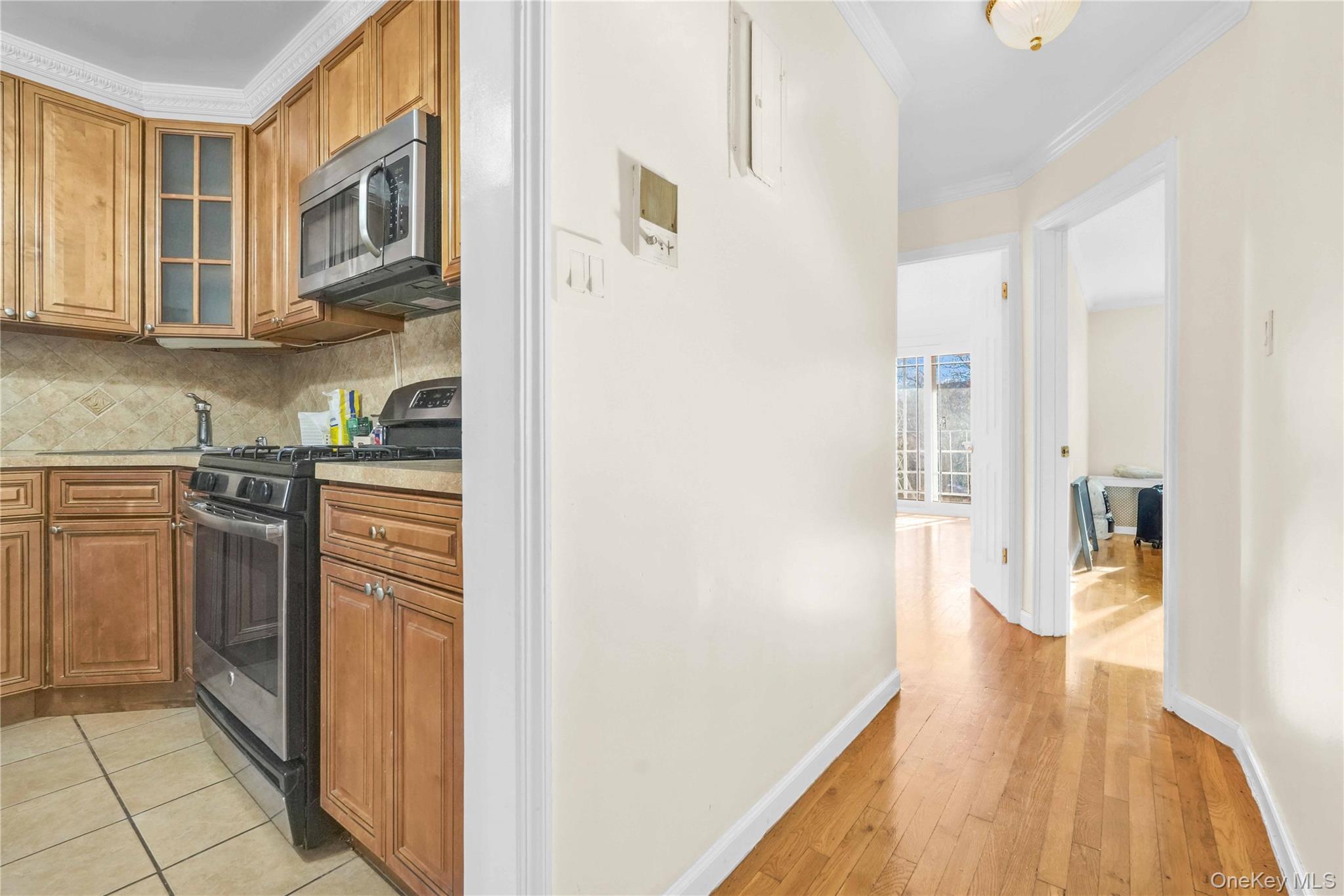 20-39 49th Street, Astoria, NY 11105