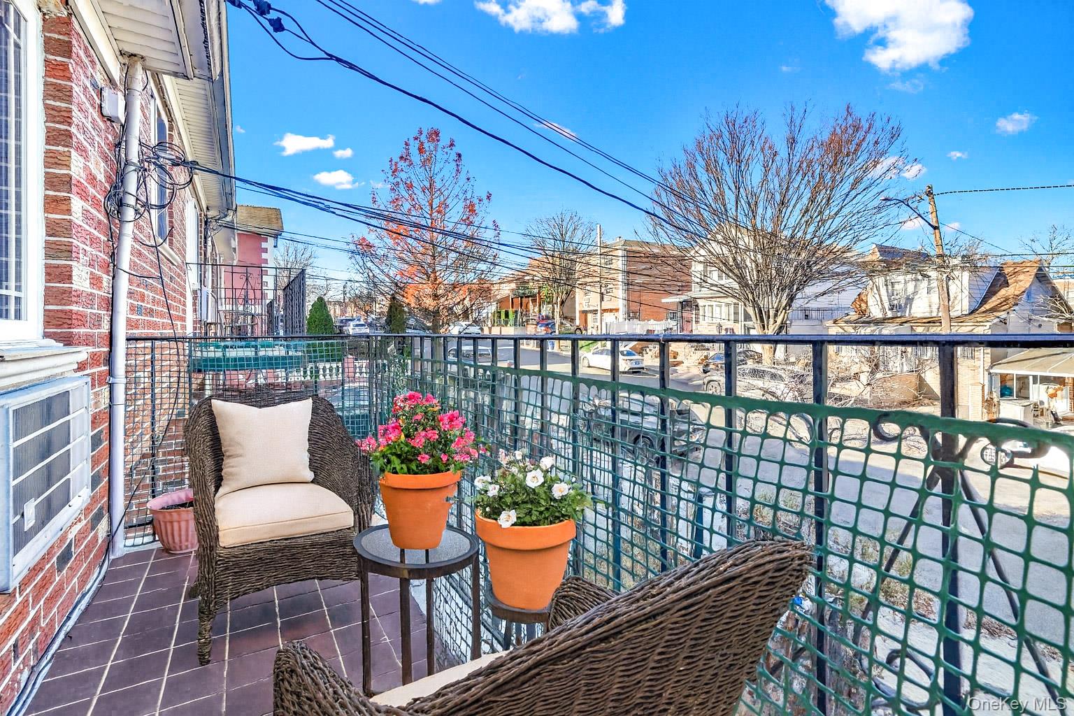 20-39 49th Street, Astoria, NY 11105