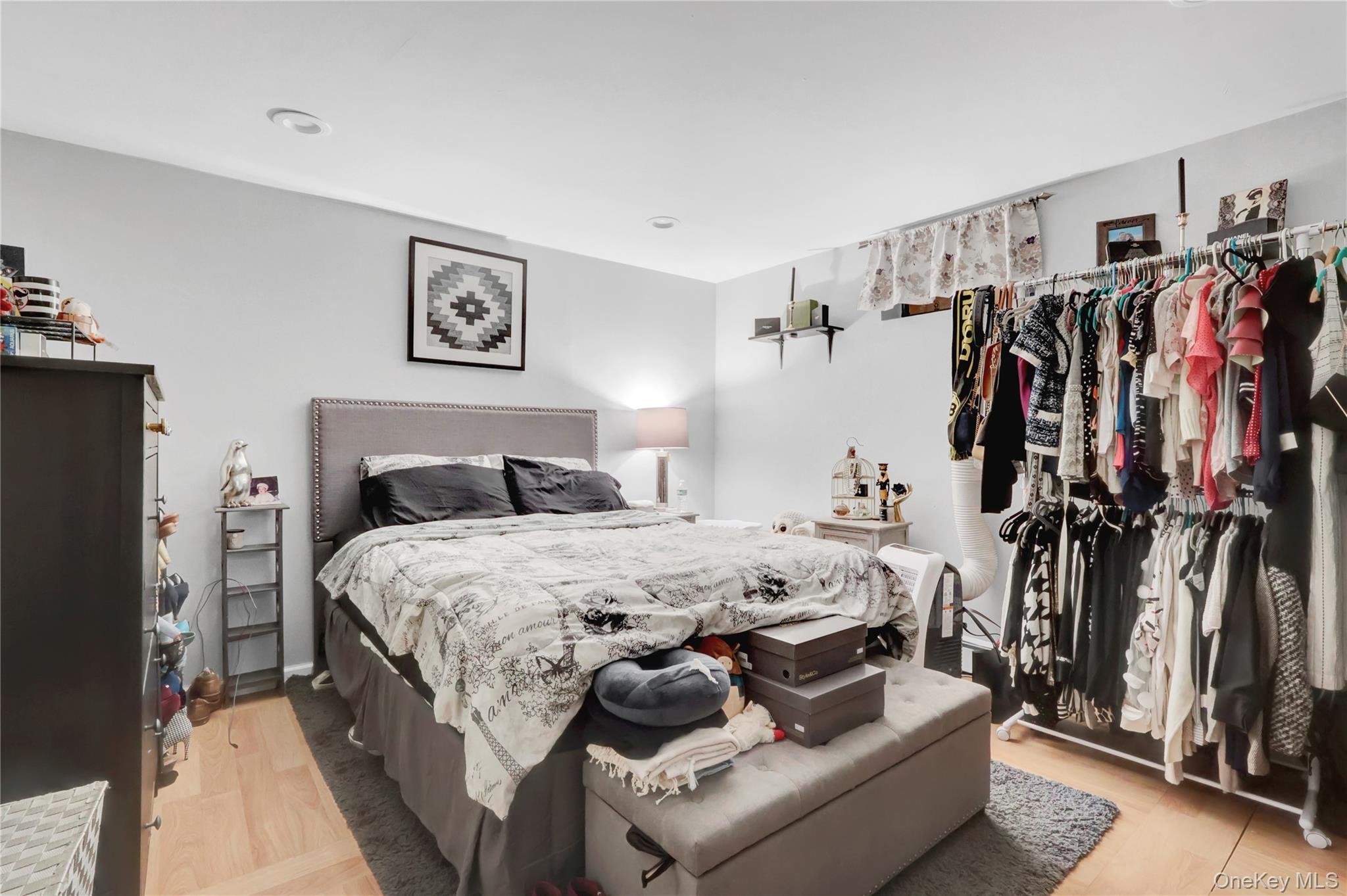 89 Marie Street, Lindenhurst, NY 11757