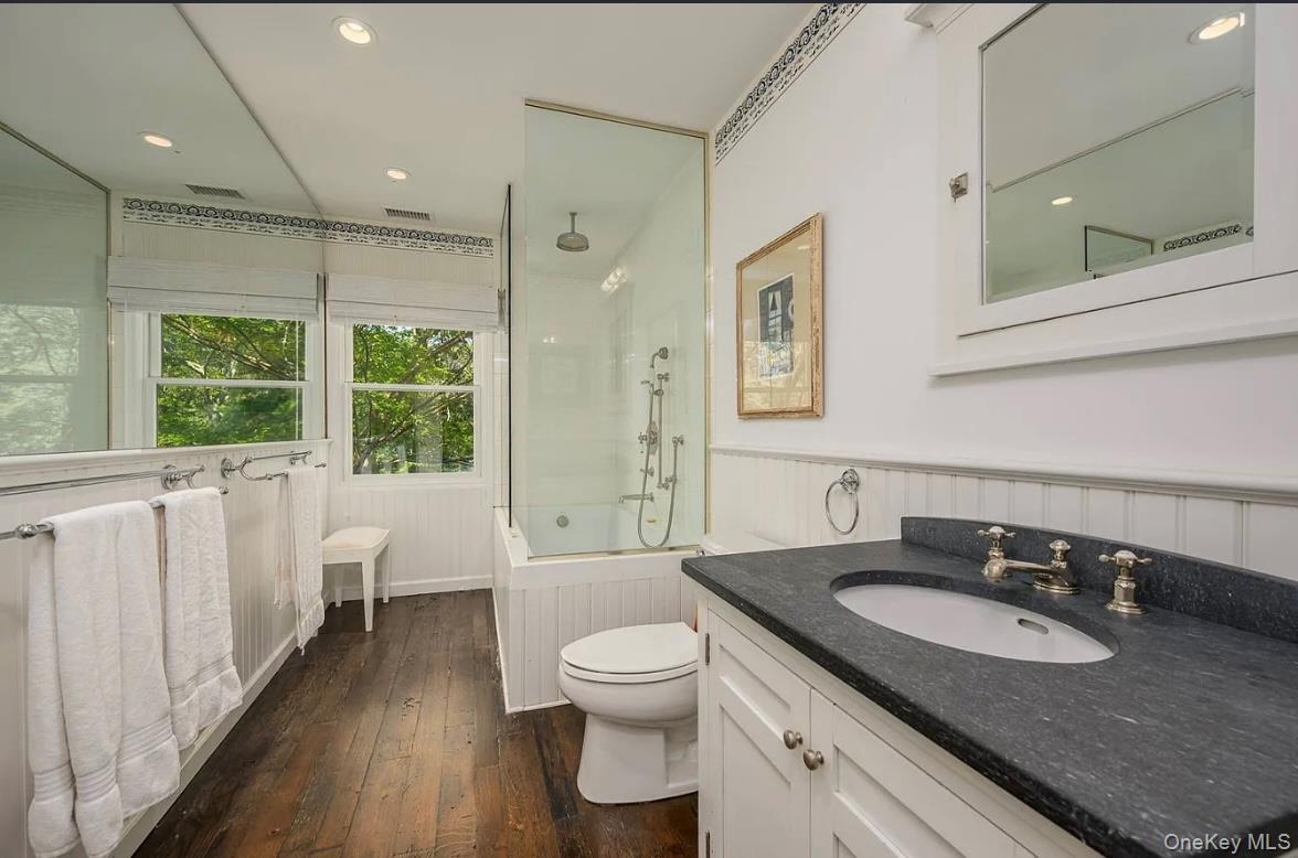 972 Noyack Path, Water Mill, NY 11976