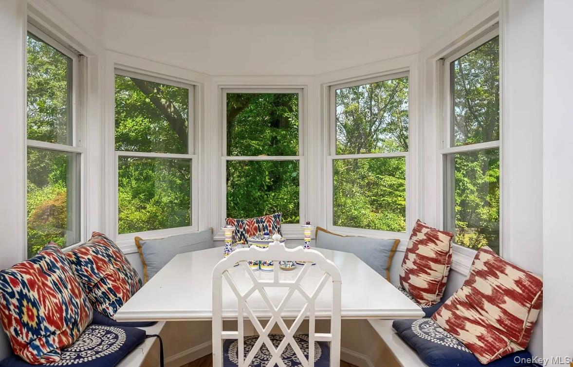 972 Noyack Path, Water Mill, NY 11976