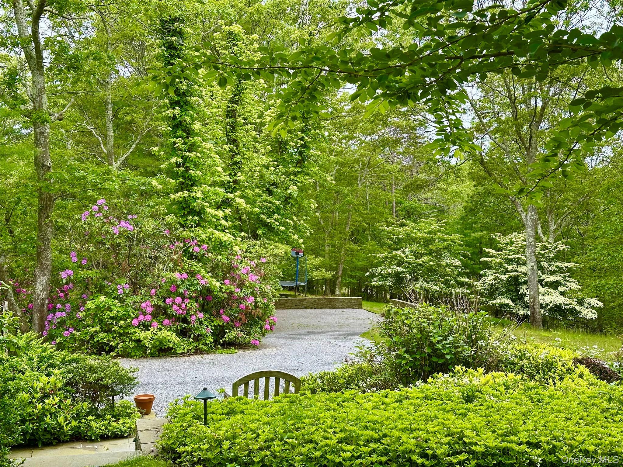 972 Noyack Path, Water Mill, NY 11976