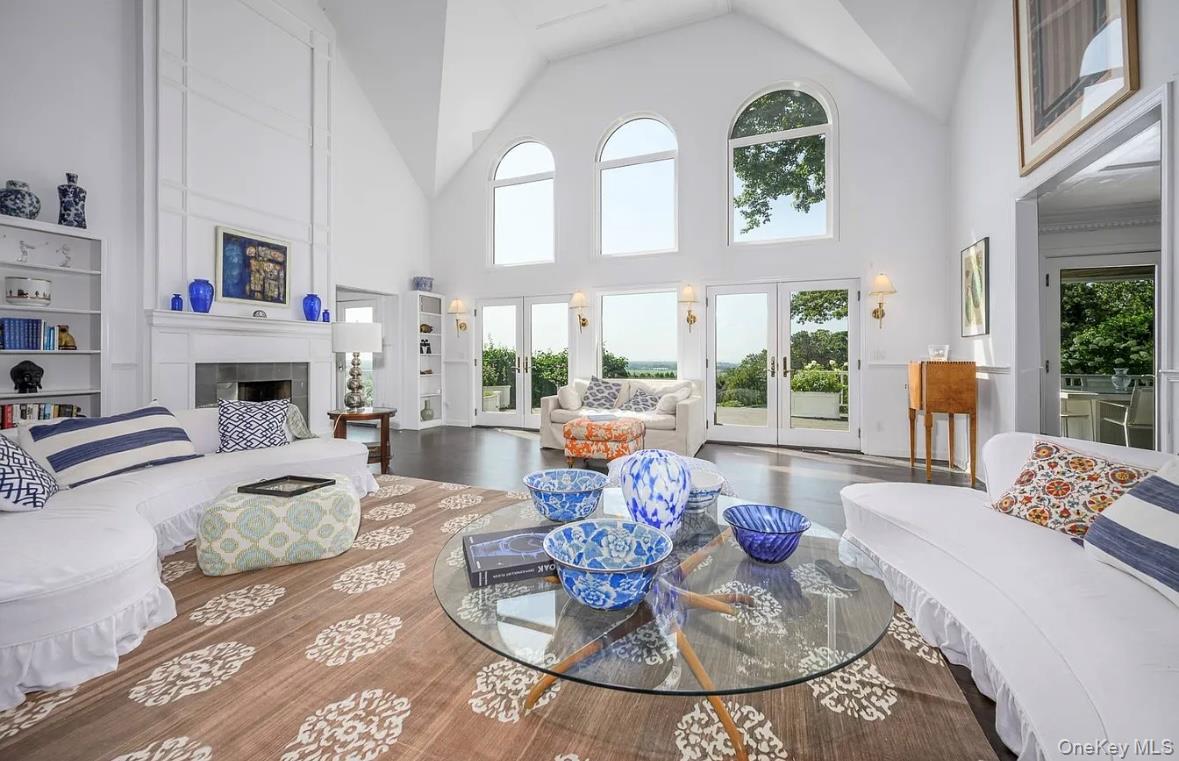 972 Noyack Path, Water Mill, NY 11976