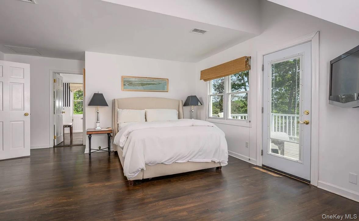 972 Noyack Path, Water Mill, NY 11976