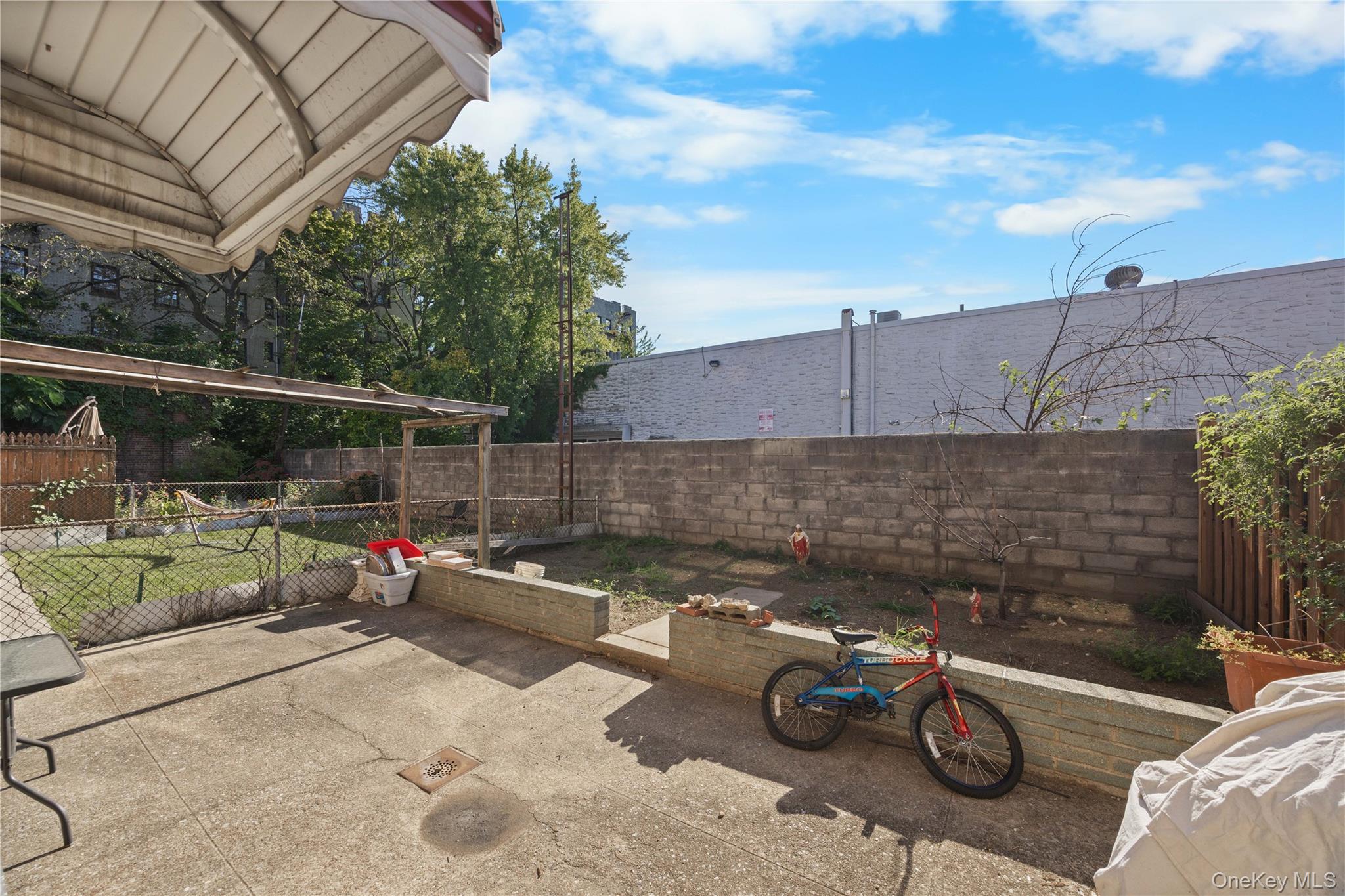 1815 Mahan Avenue, Bronx, NY 10461